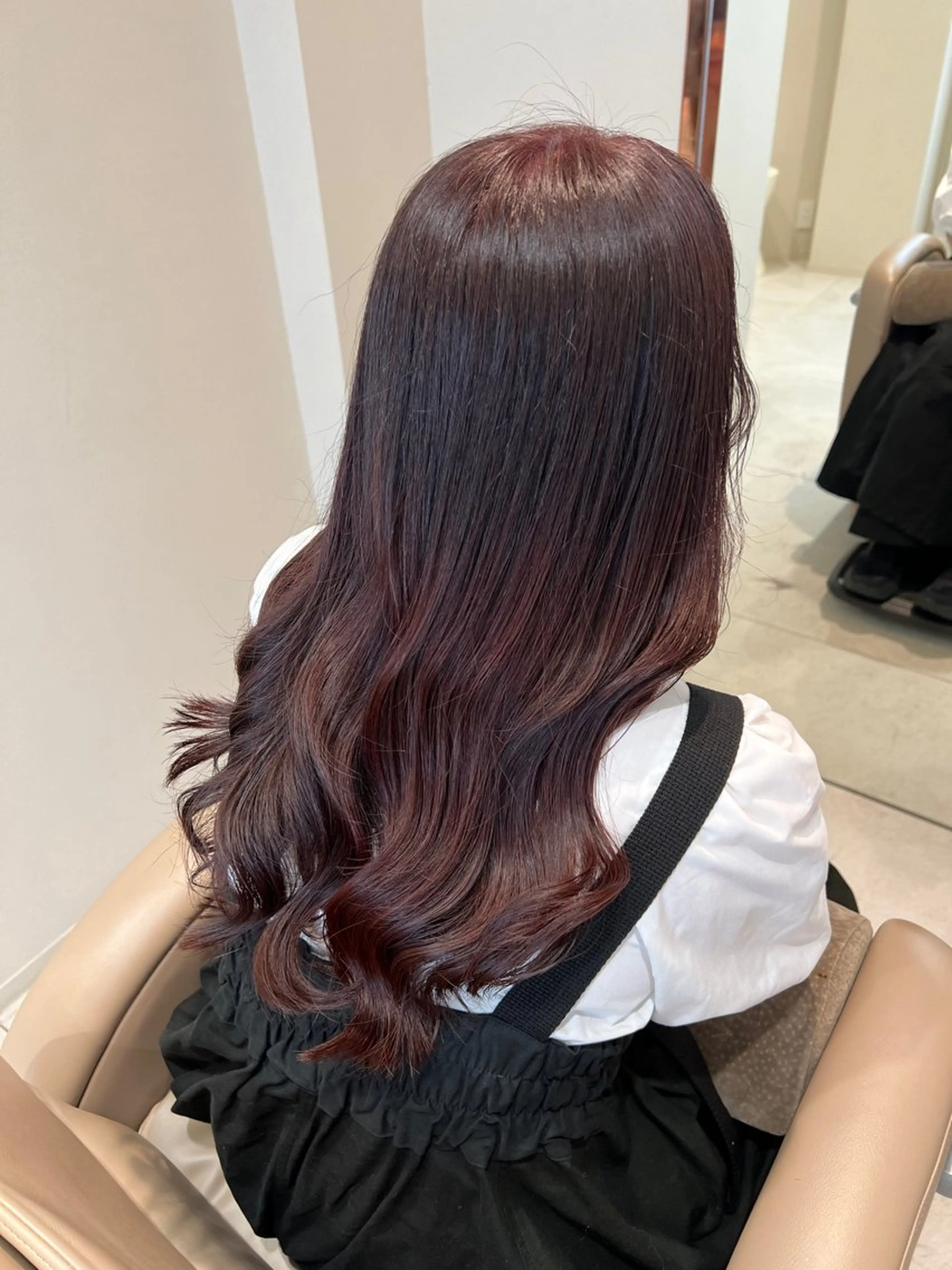 ロング カラー ブラウンカラー ピンクカラー ピンクブラウン カット ヘアカラー トリートメント THINK SHOP sakiのヘアスタイル