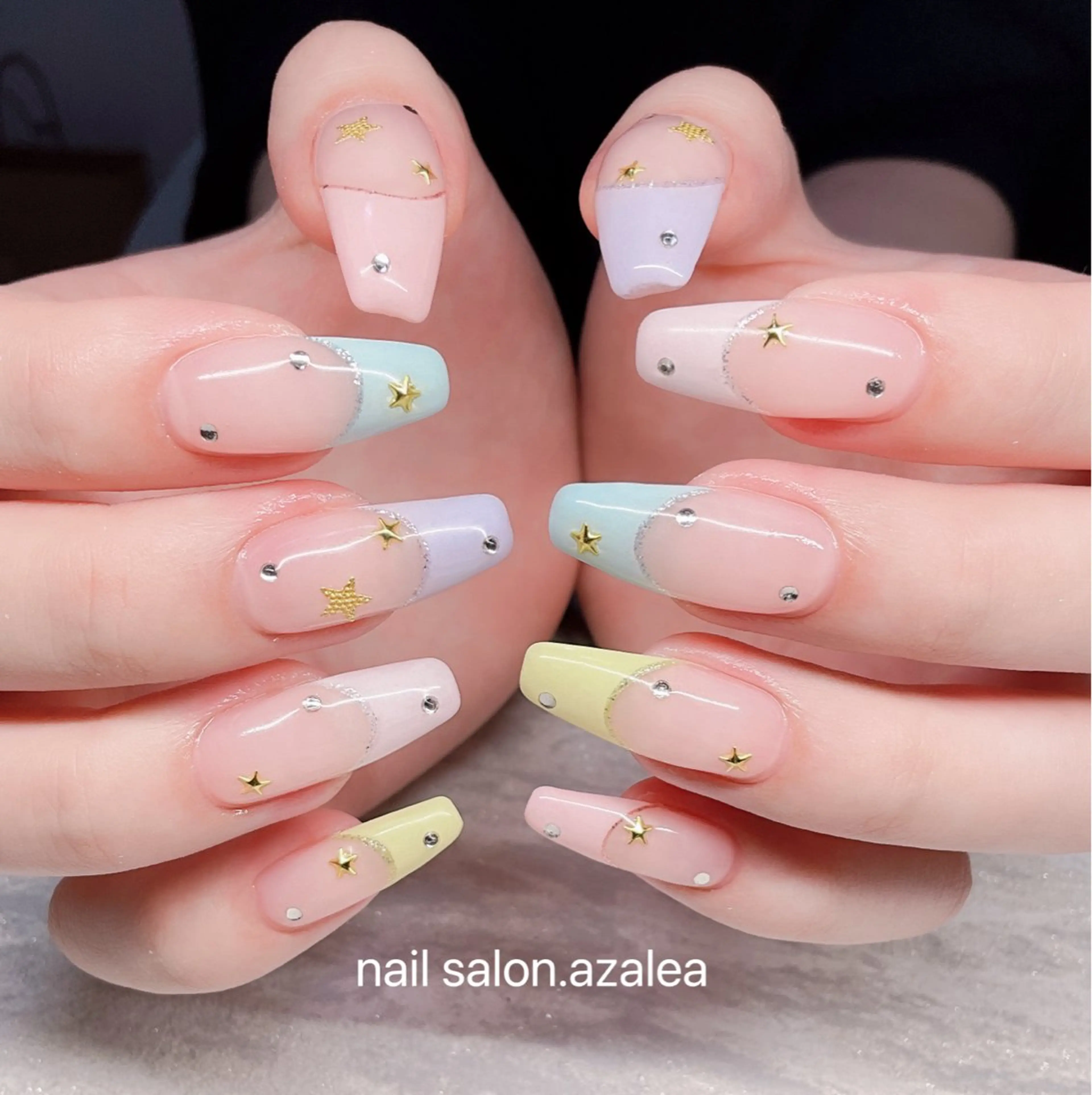 ネイル ハンドネイル R inのネイルデザイン