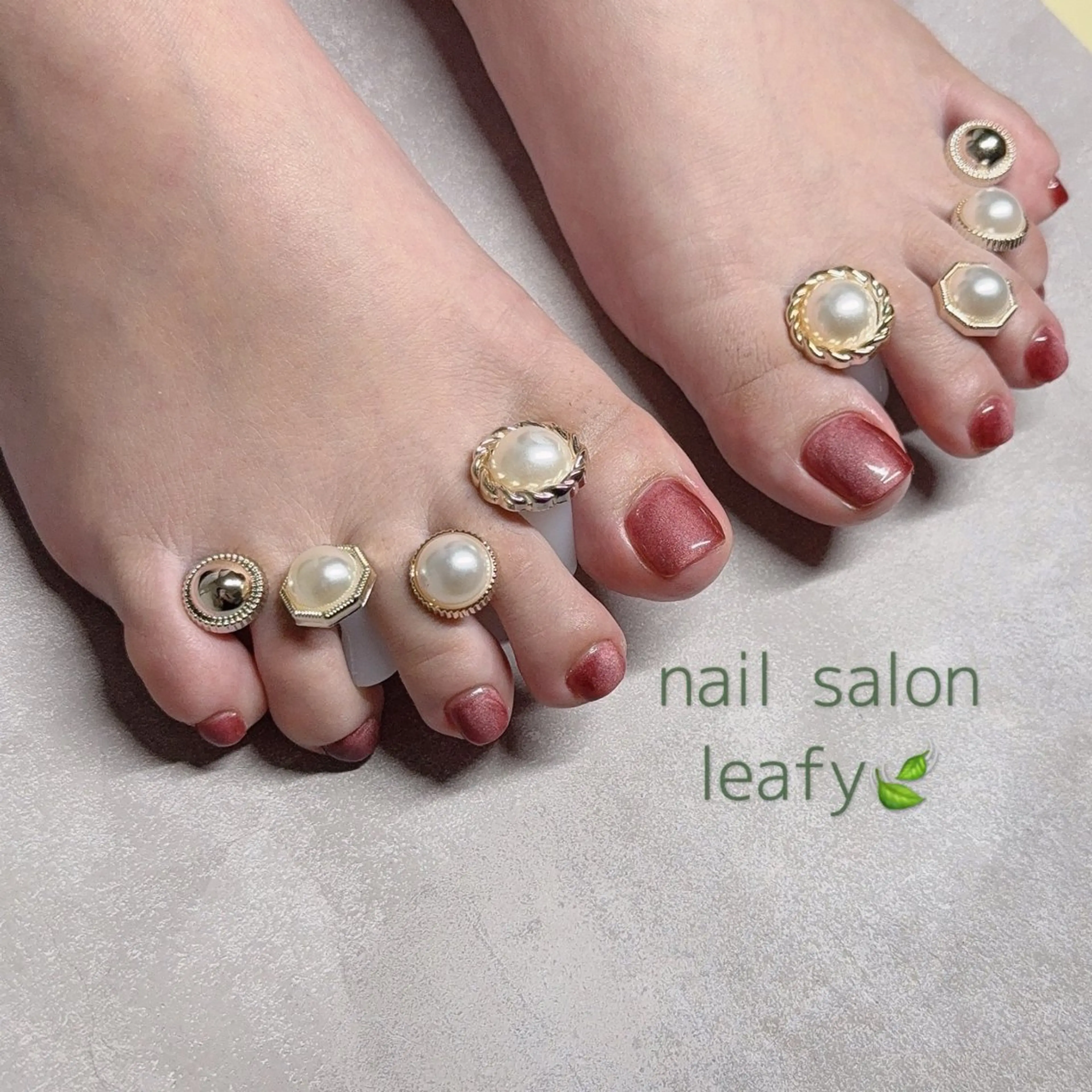 ネイル フットネイル マグネットネイル フットネイル ネイルサロン leafyのネイルデザイン