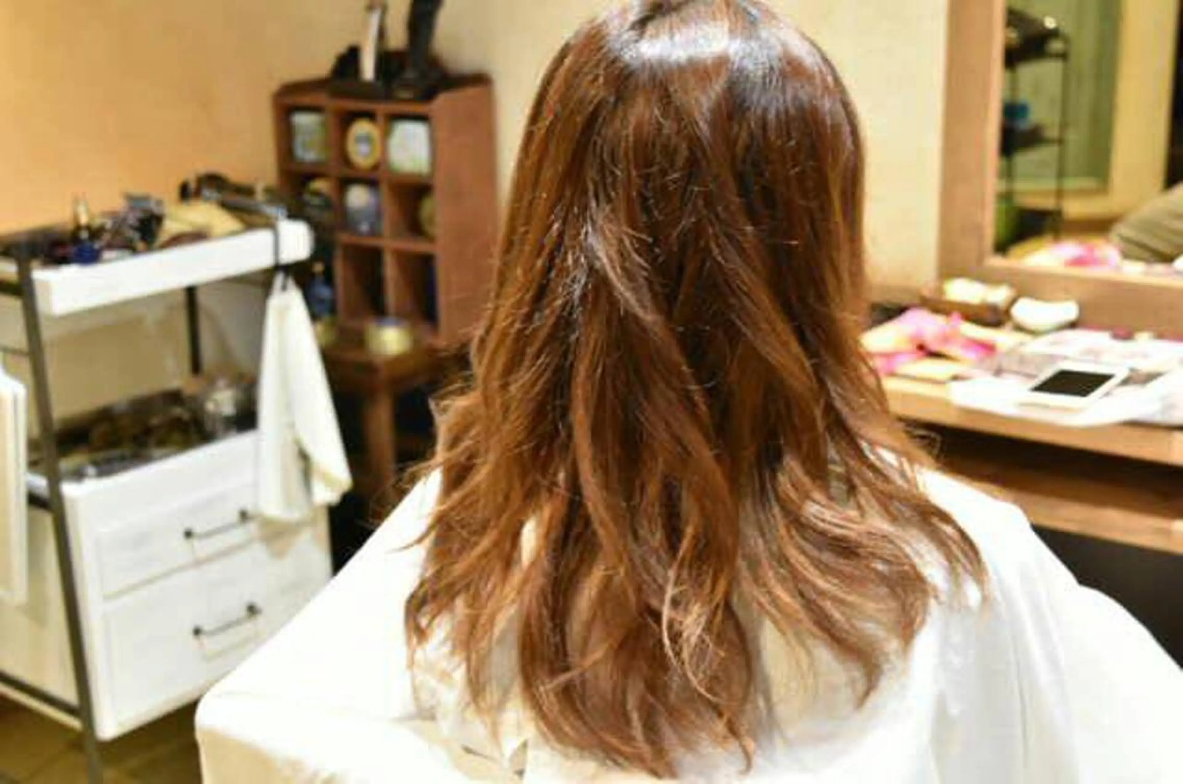 ロング カラー KAWABATA NORIEのヘアスタイル