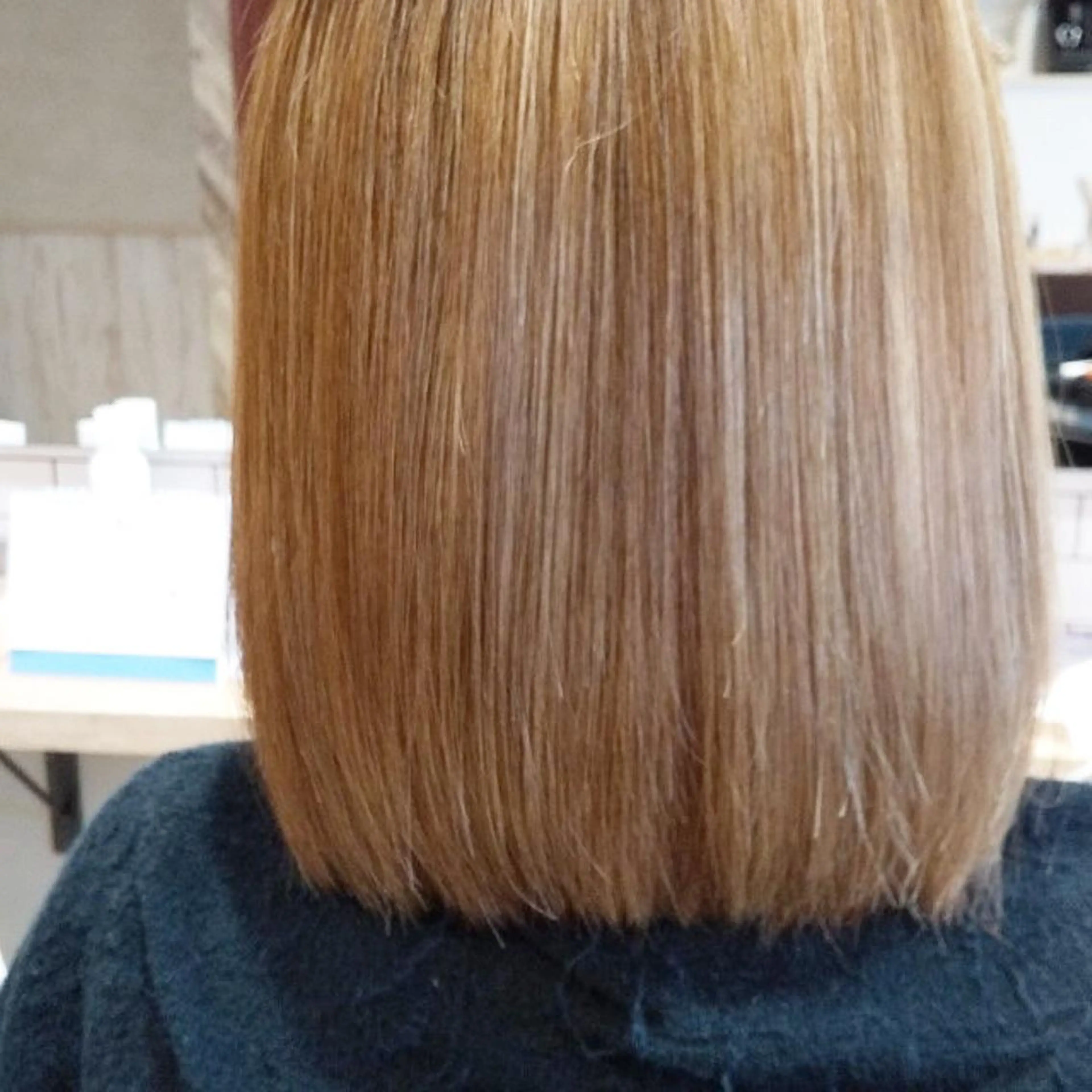 ミディアム Confamille 　のヘアスタイル