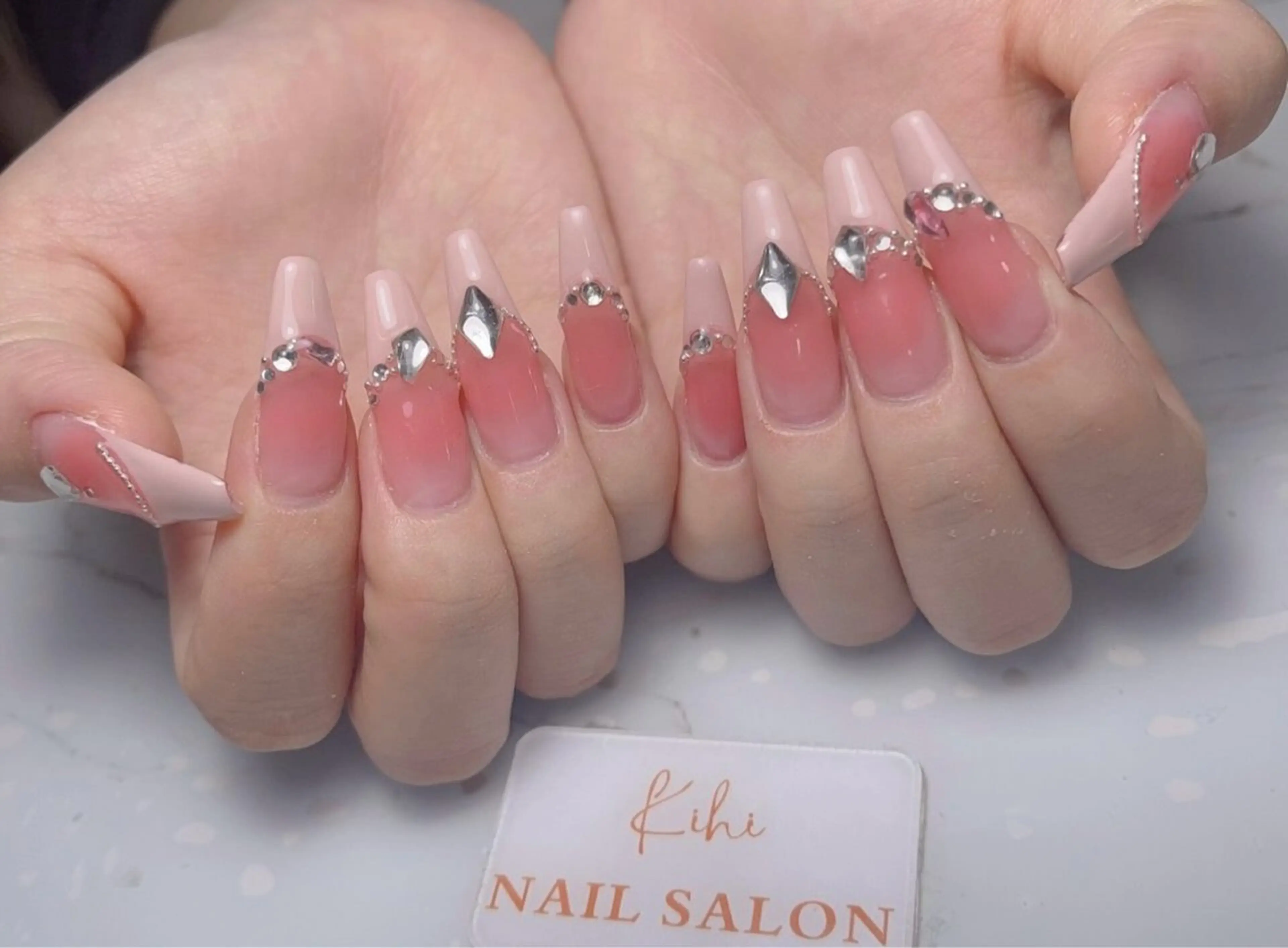 ネイル 長さ出し 持ち込み ハンドネイル 清水 ユナのネイルデザイン