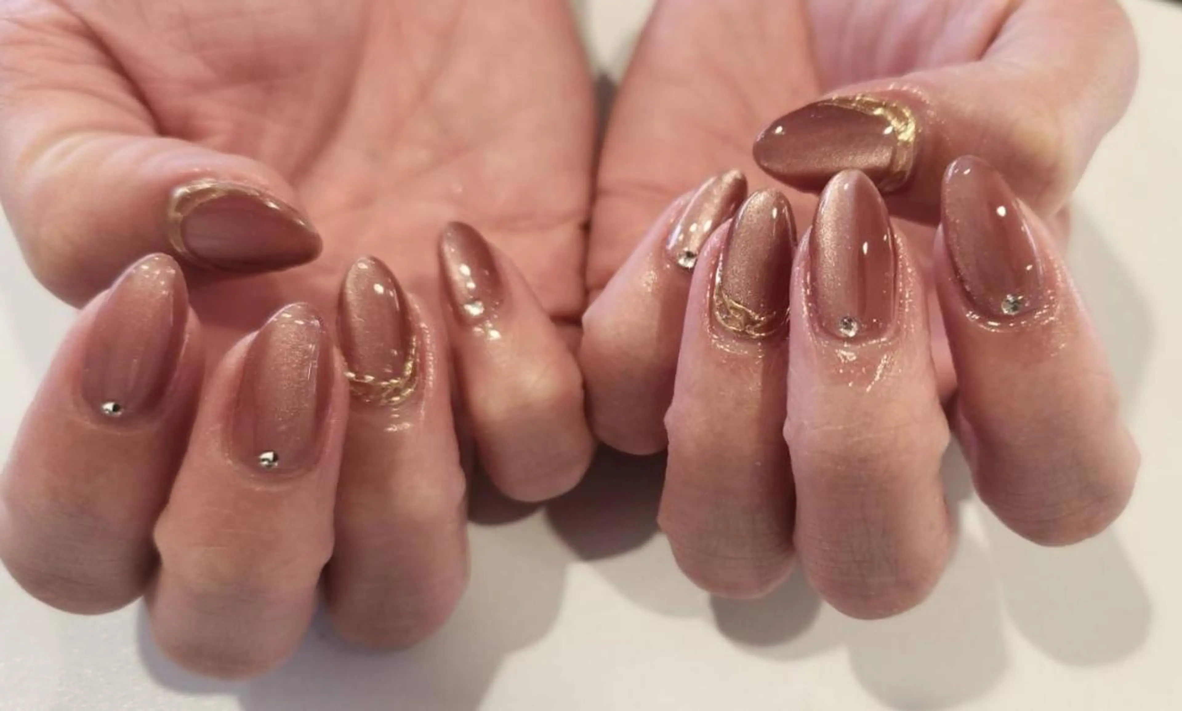 ネイル FIRST天神直結 asukaのネイルデザイン