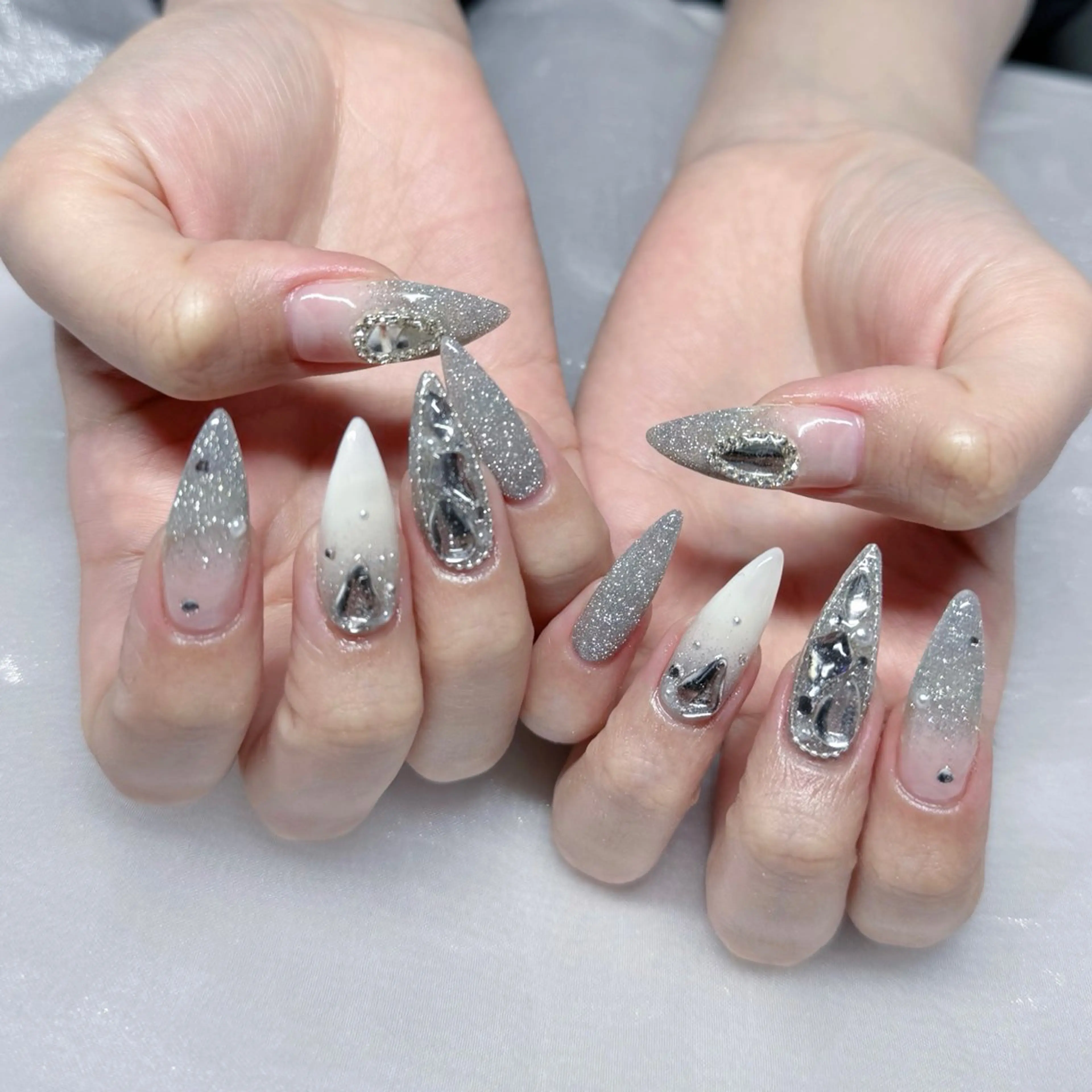 ネイル ハンドネイル Yudia Minoriのネイルデザイン