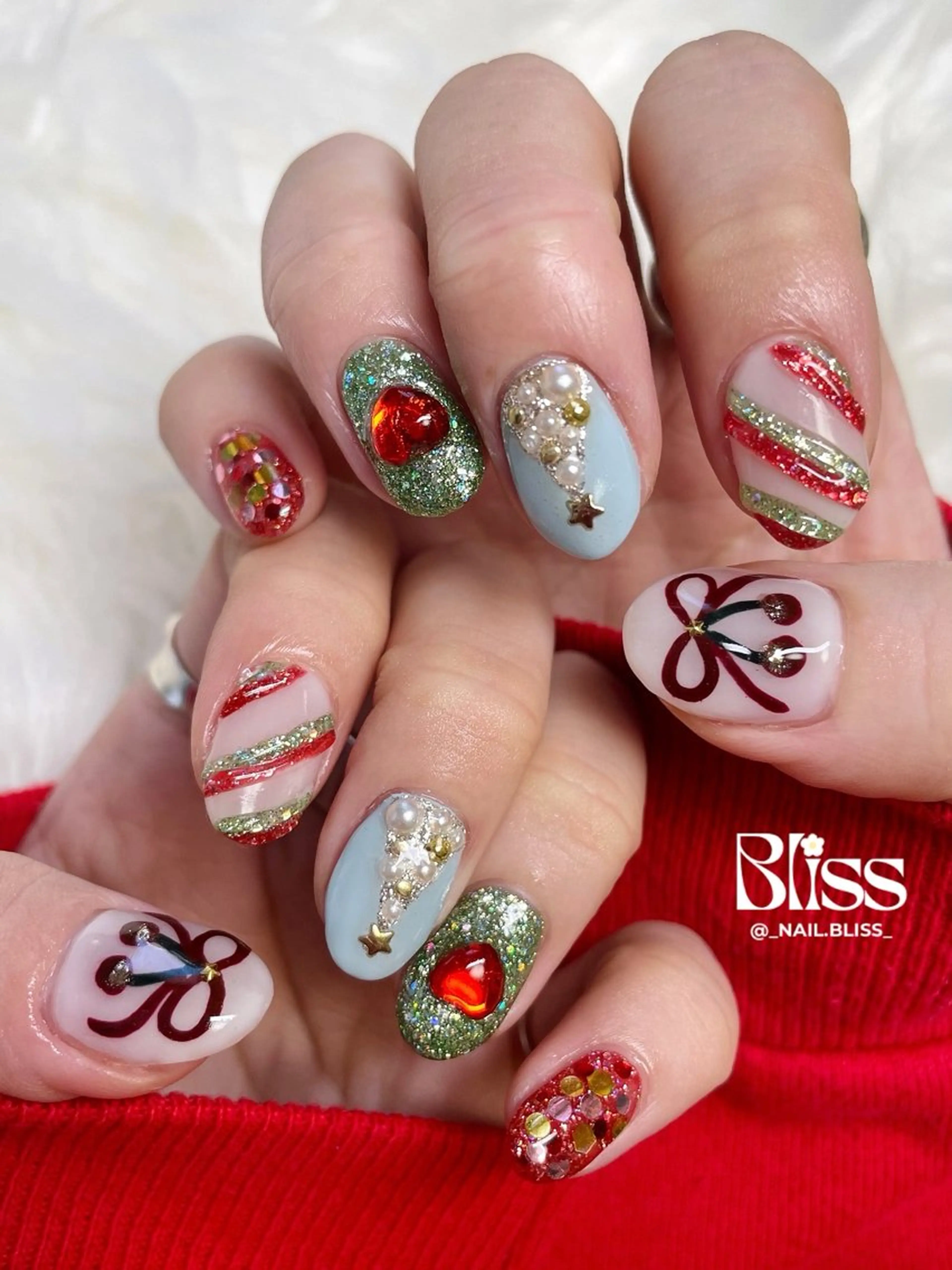 ネイル アートネイル 冬ネイル クリスマス ハンドネイル NAIL BLISSのネイルデザイン