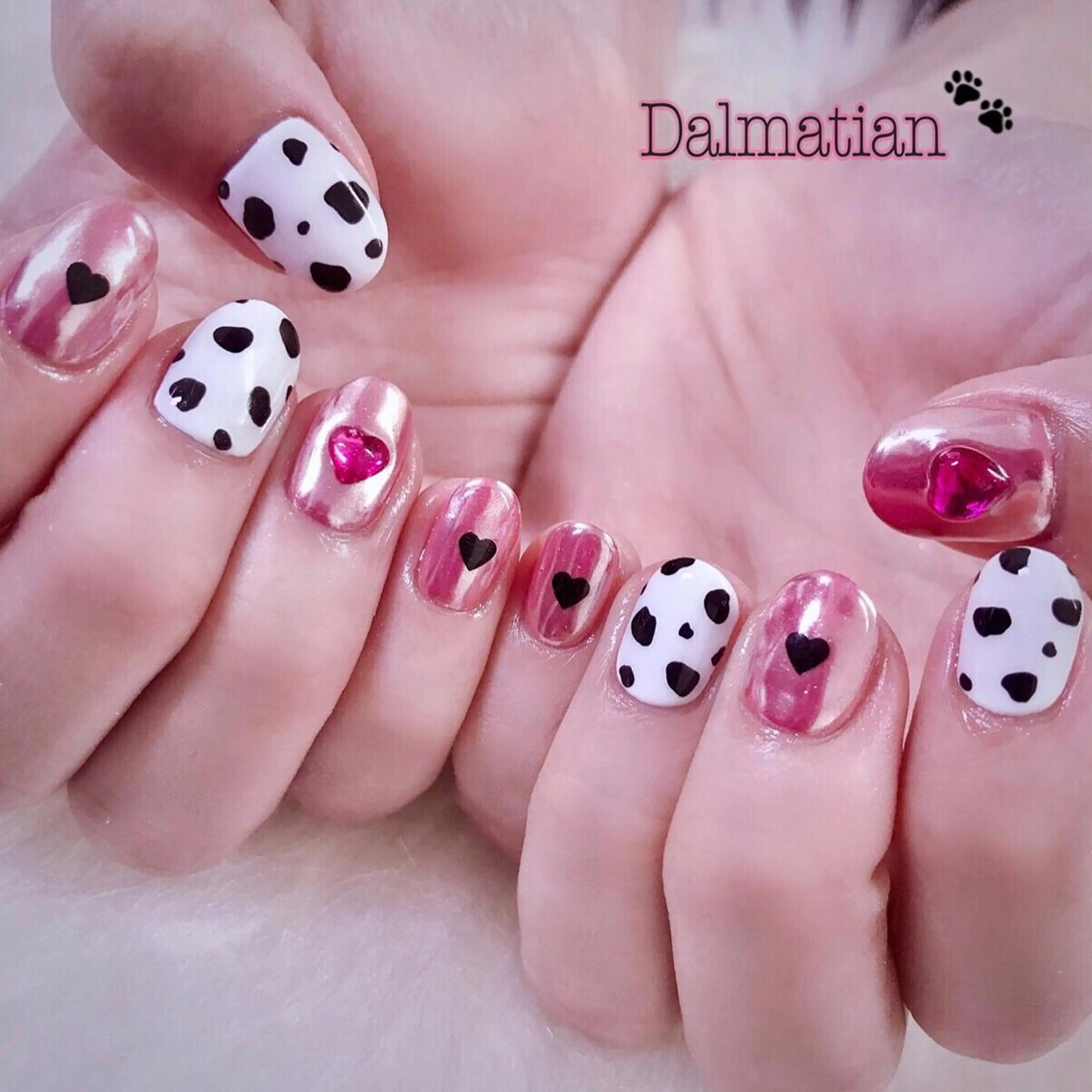 ネイル ミラーネイル NOI ROUGEのネイルデザイン