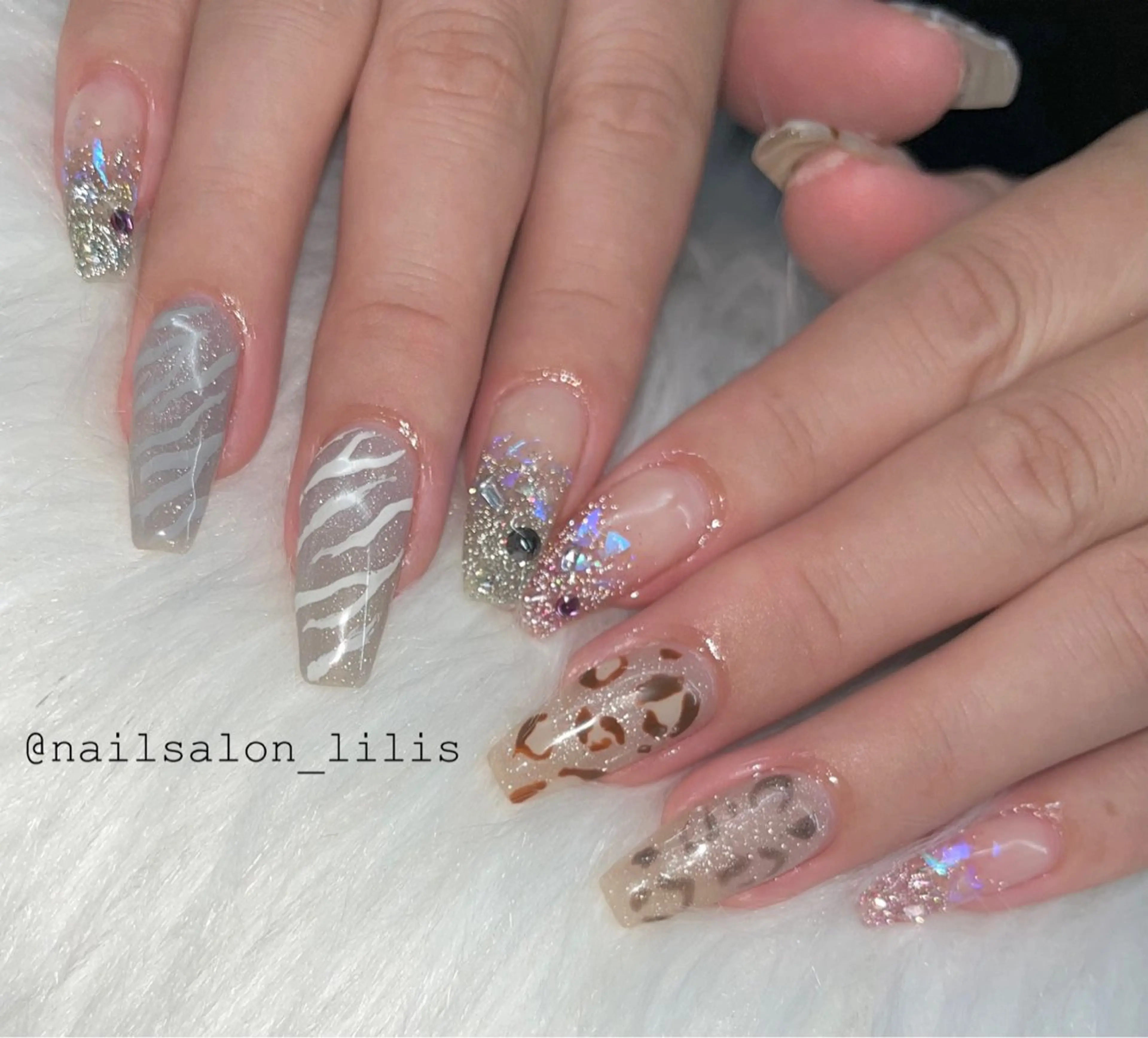 ネイル ハンドネイル nailsalon Lilisのネイルデザイン