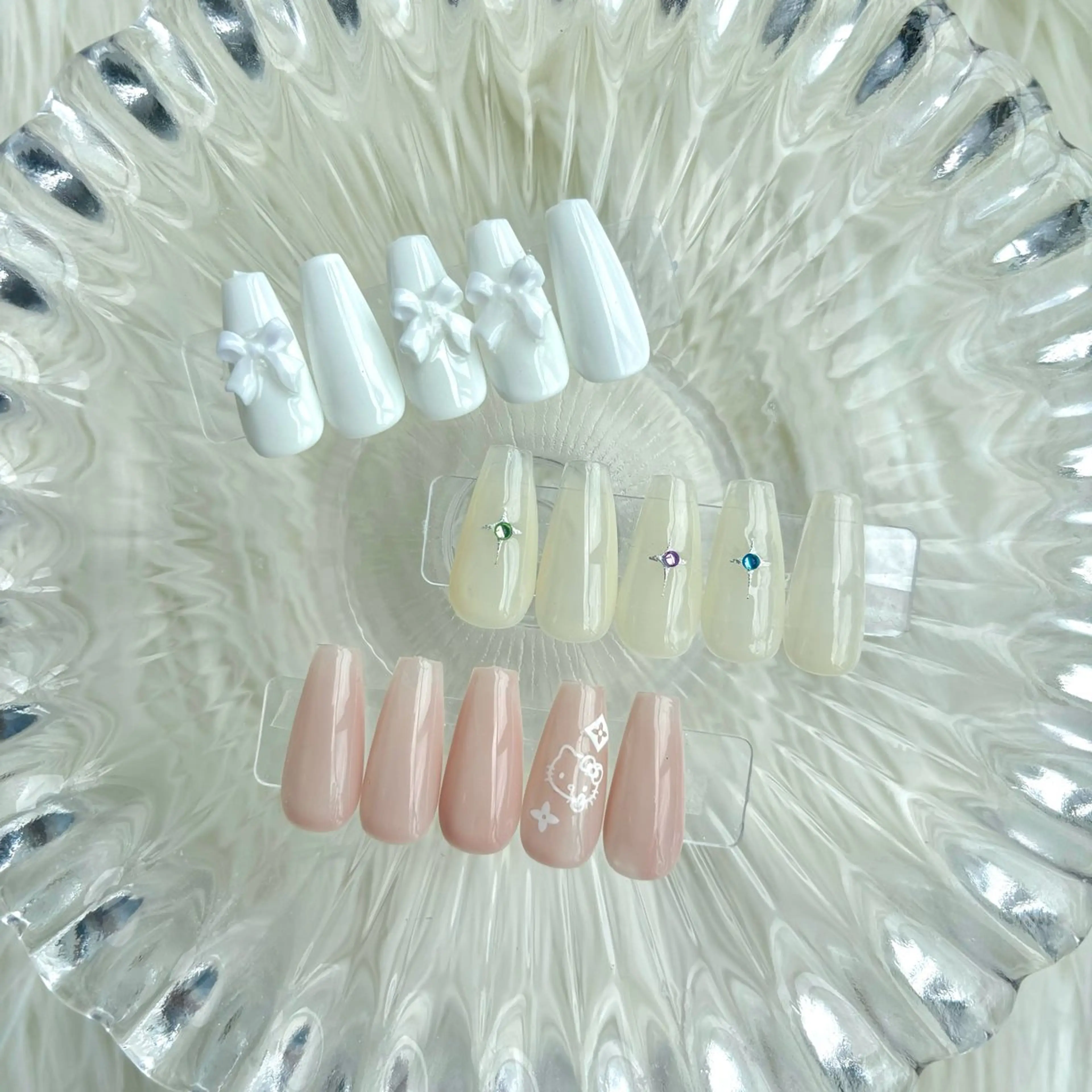 ネイル Sii nail 🤍SAKIのネイルデザイン