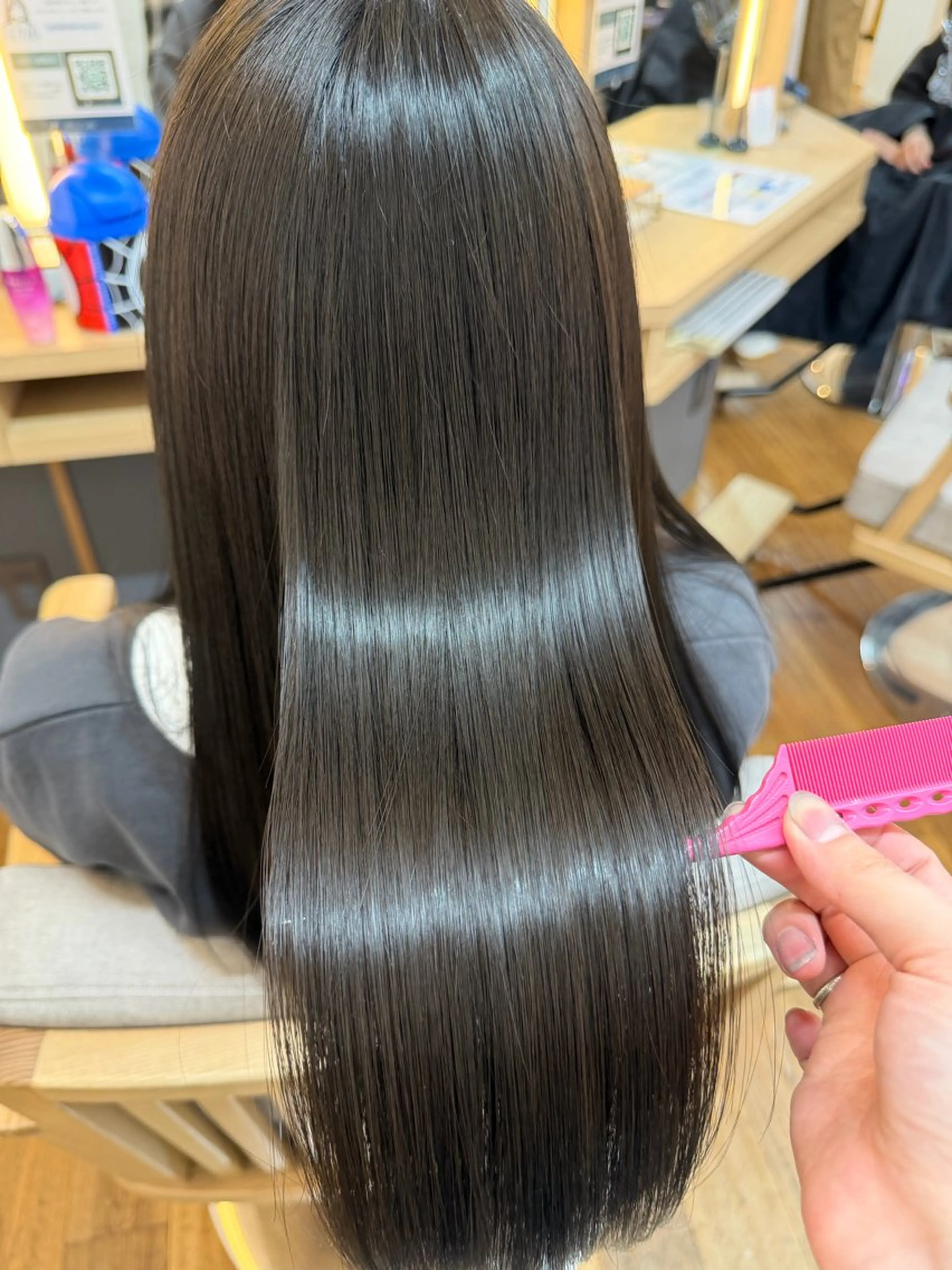 セミロング 髪質改善 トリートメント ✂︎HITOMI✂︎ 副店長のヘアスタイル