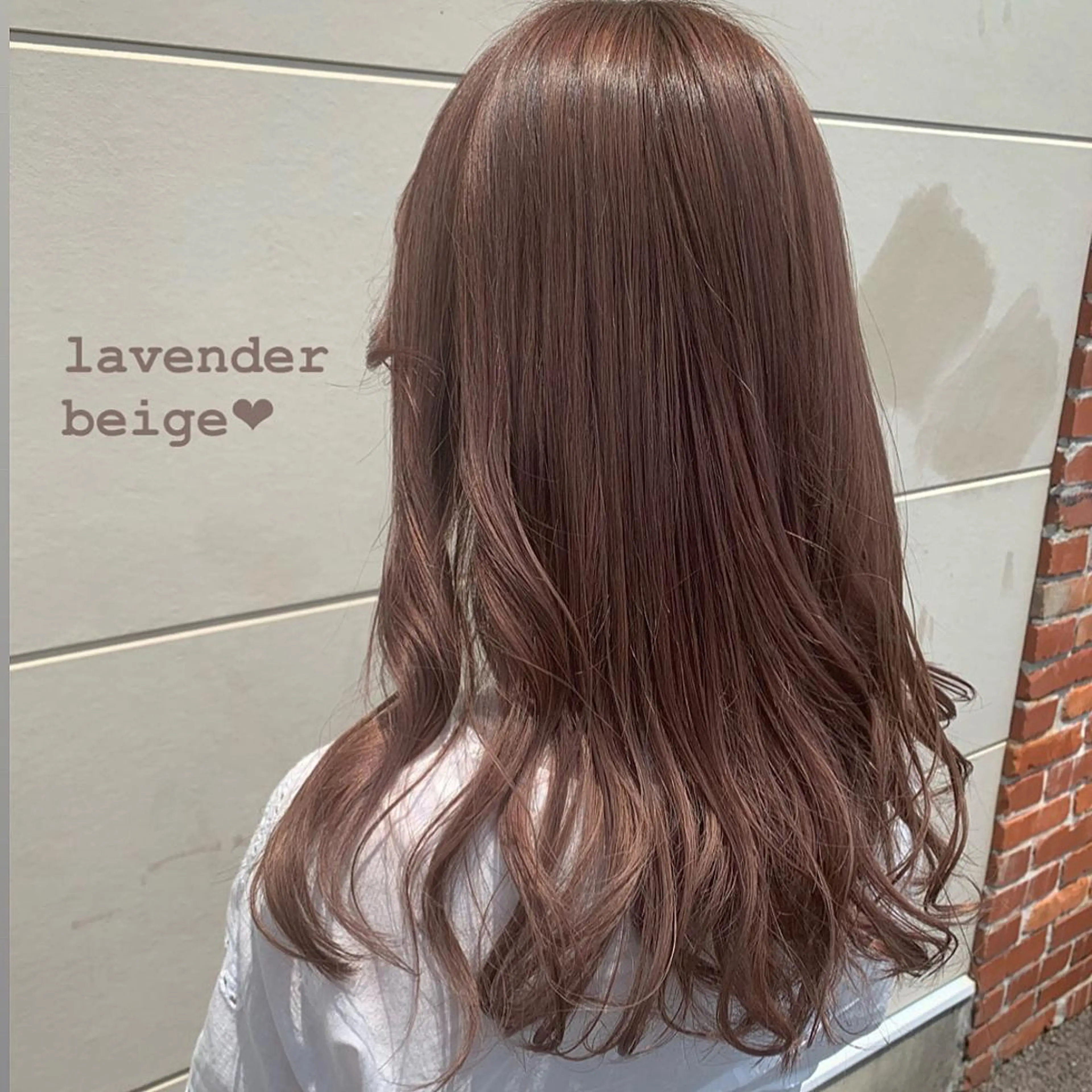 ロング カラー ベージュカラー ブリーチ 透明感カラー 齊藤 衣梨佳のヘアスタイル