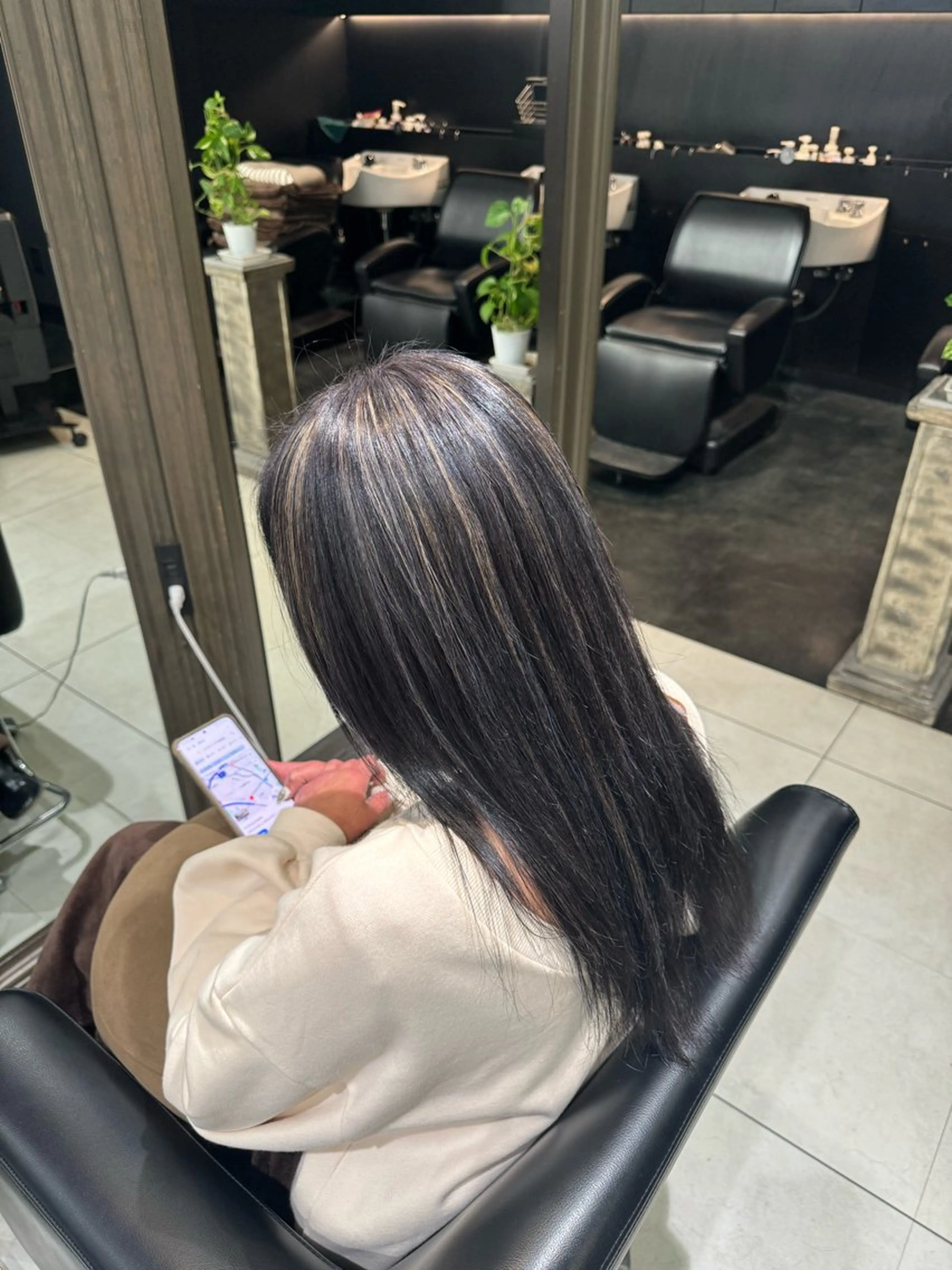 ロング カラー ハイライトカラー ハイライト 笠原未稀/カット・ ブリーチ無しカラーのヘアスタイル