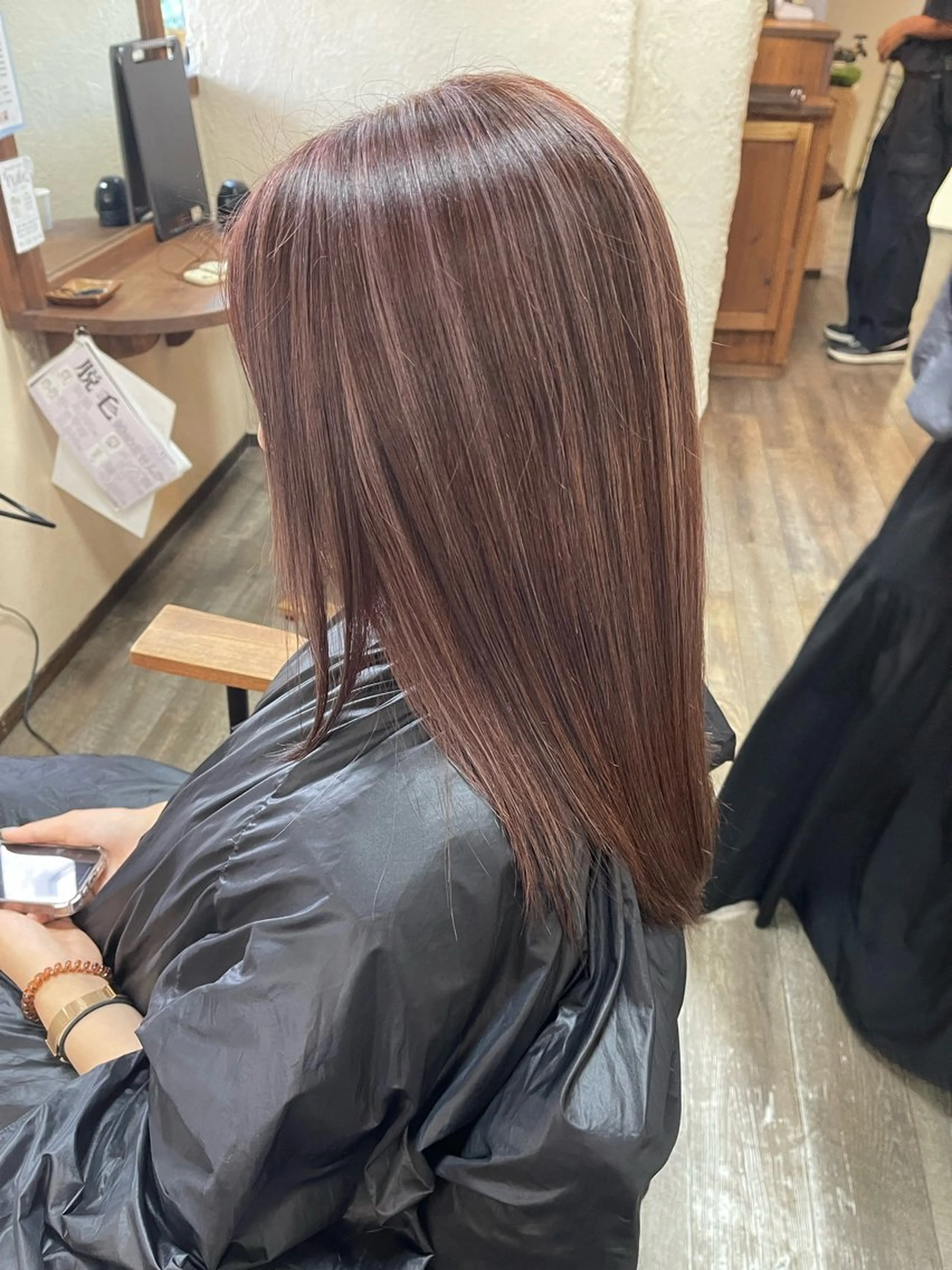 ロング カラー ブラウンカラー ハイライトカラー ピンクカラー ピンクブラウン ハイライト ヘアカラー 磧本 祐里恵のヘアスタイル
