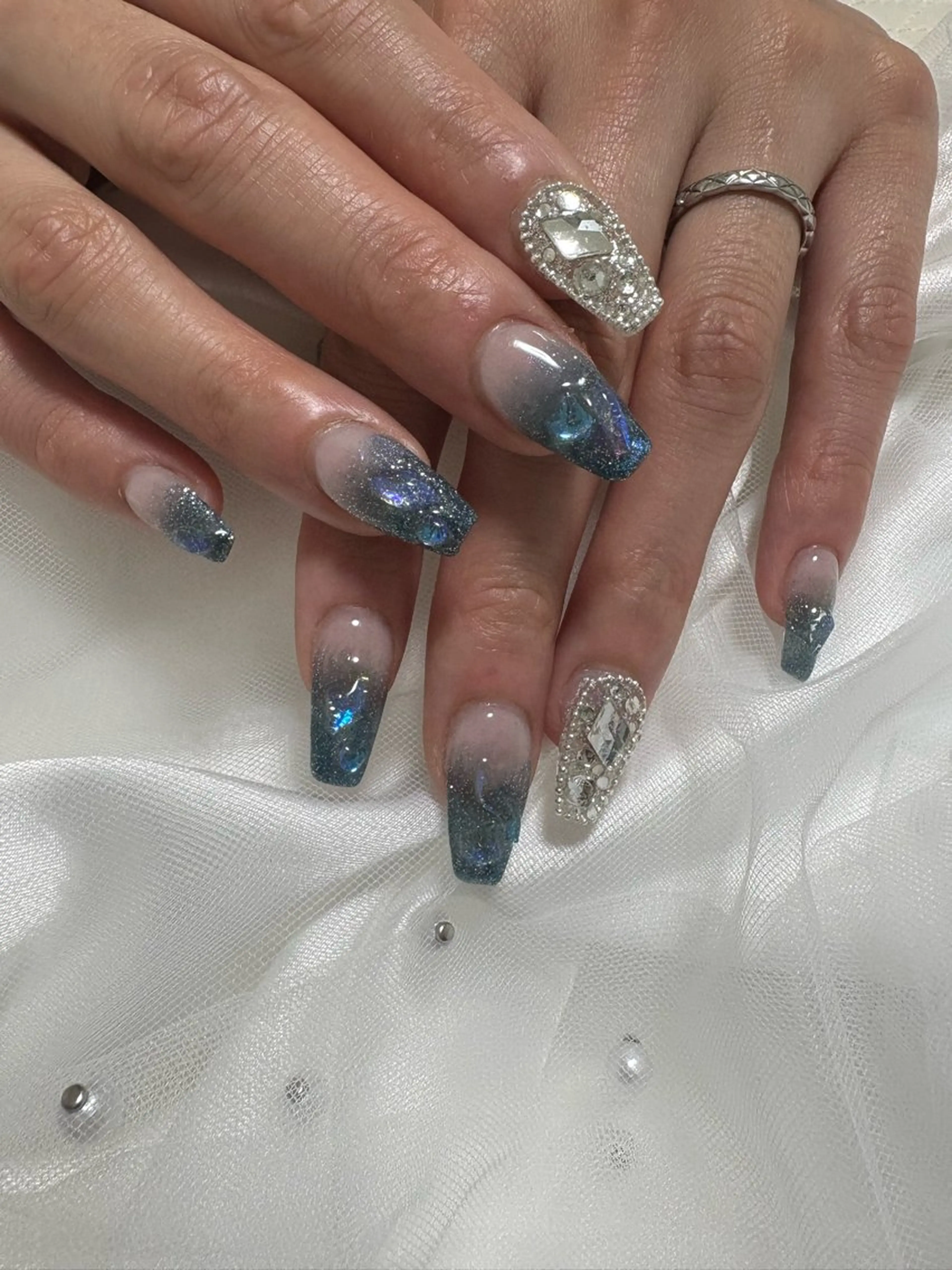 ネイル アートネイル 長さ出し lathyrus. nailのネイルデザイン