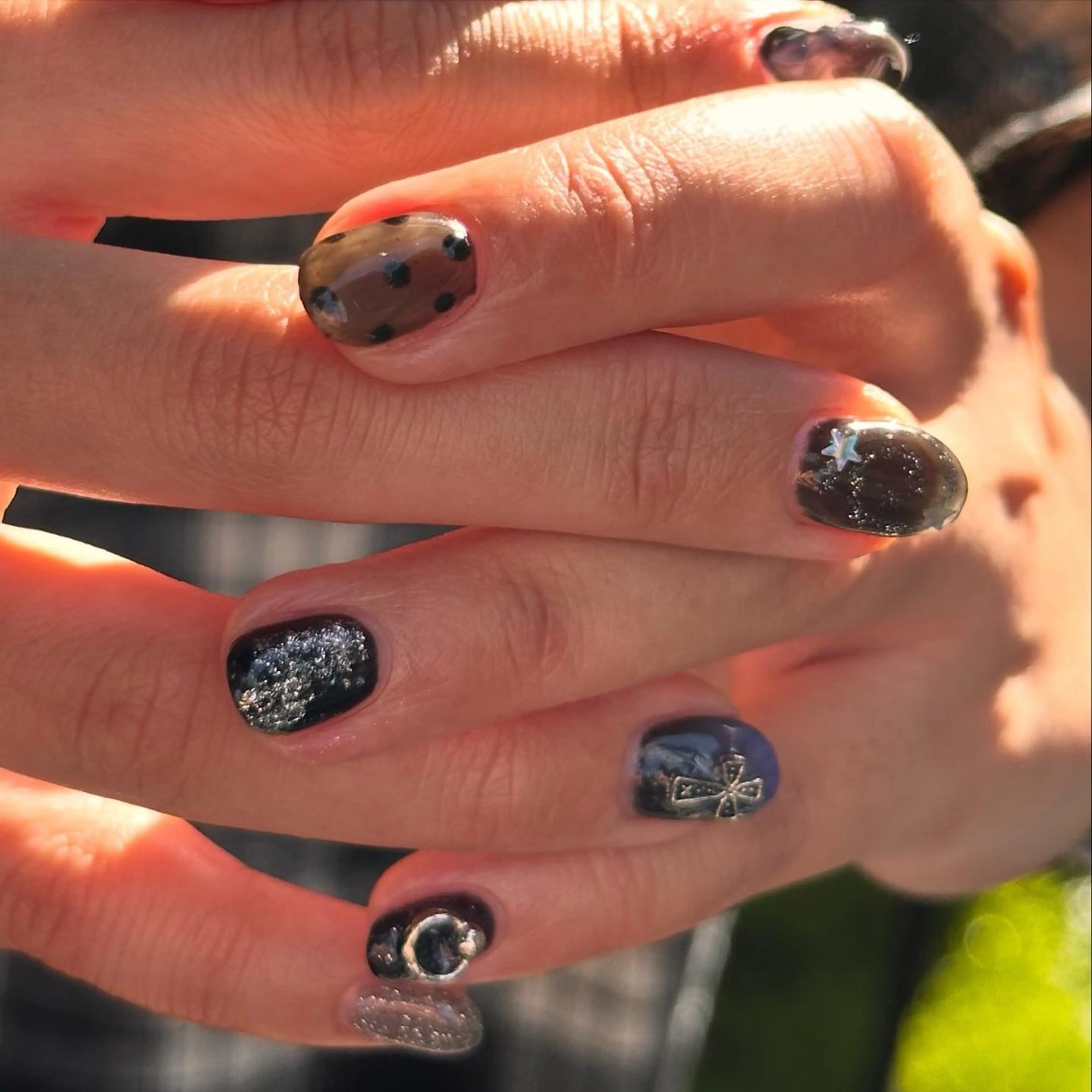 ネイル シルバー ハンドネイル つめピリカ所属・つめピリカ きさらのネイルデザイン