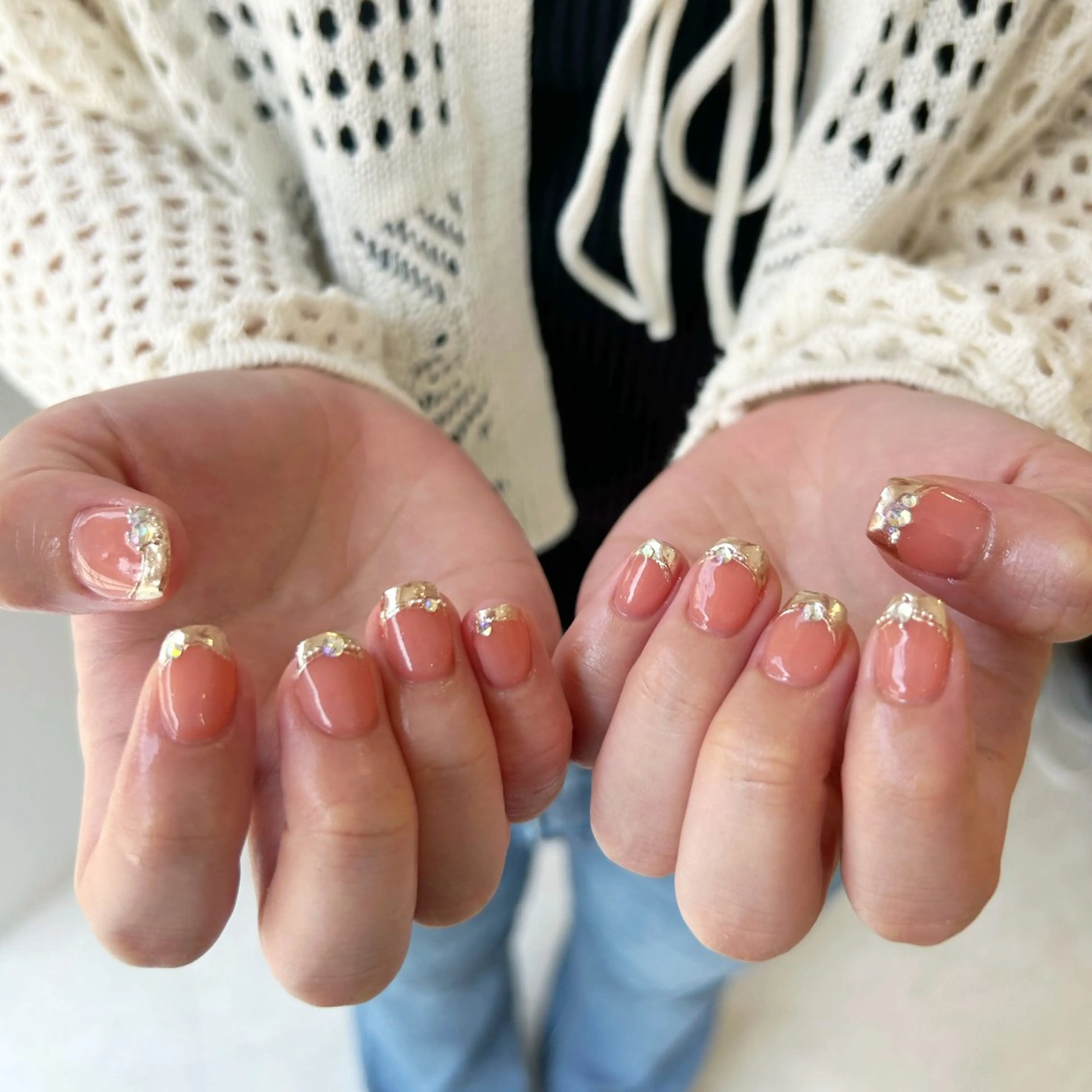 ネイル フレンチネイル ミラーネイル 持ち込み ハンドネイル Uzuki ／ROCCOnailのネイルデザイン