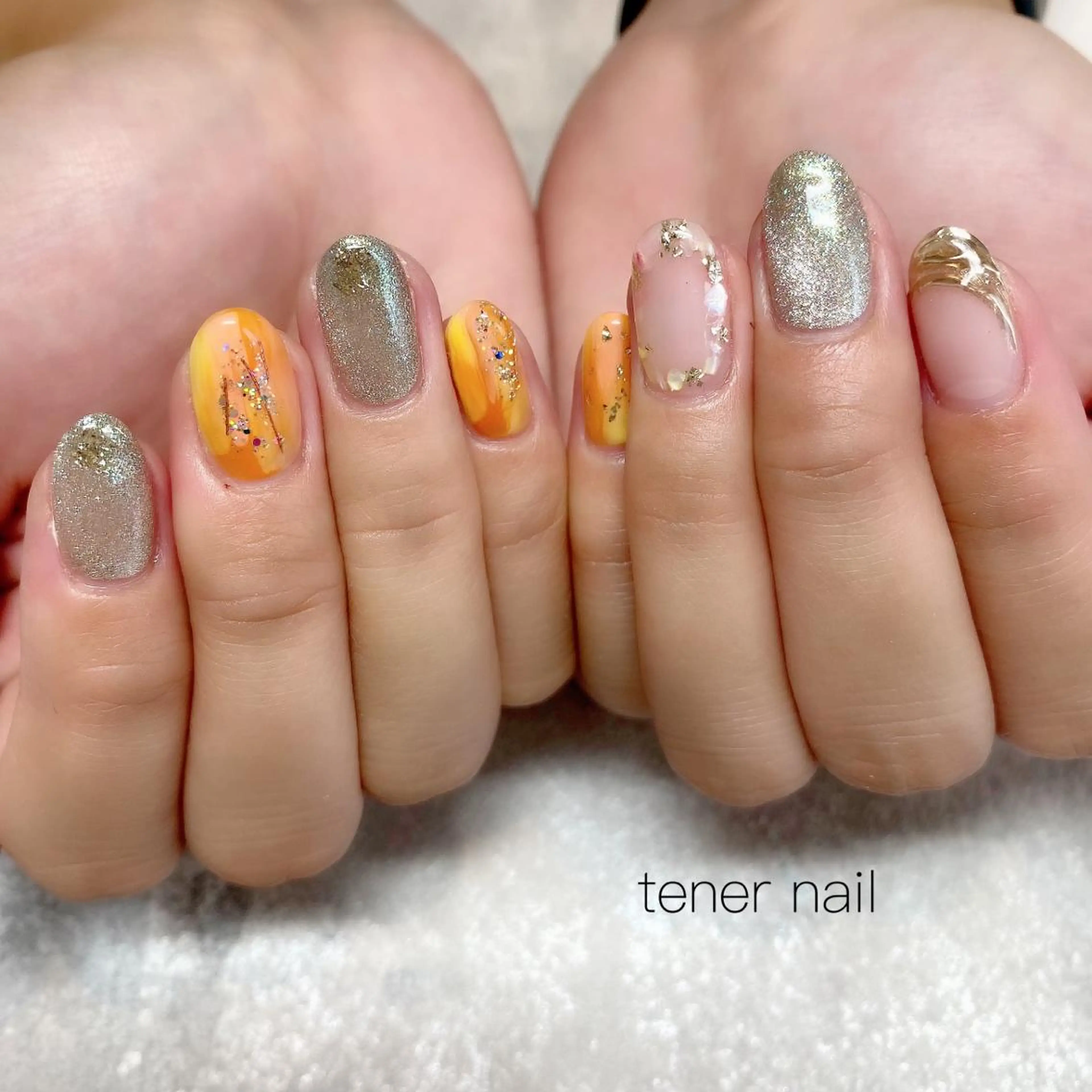 ネイル ニュアンスネイル オレンジ 黄色 テネルネイル tener nailのネイルデザイン