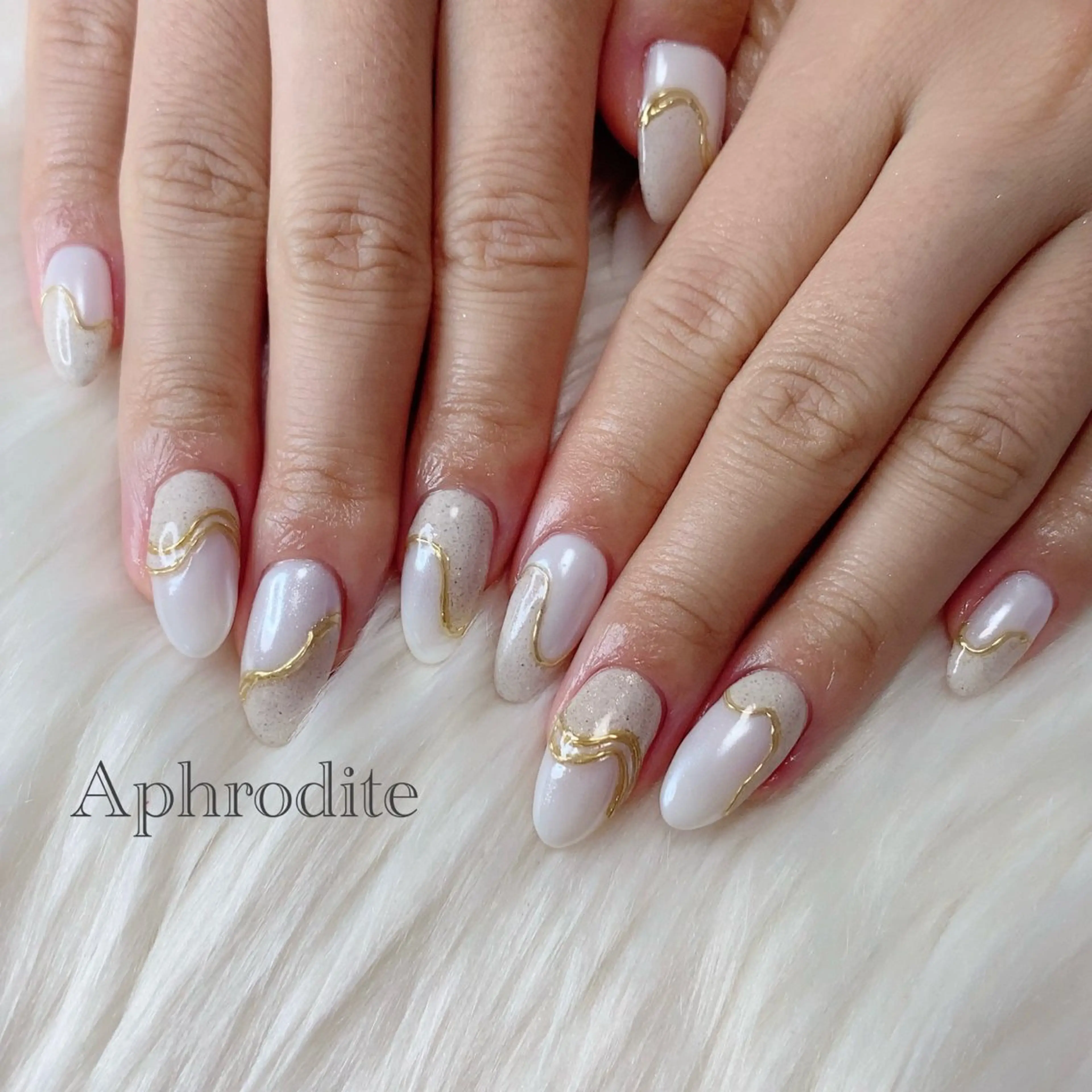 ネイル Aphrodite パラジェル認定サロンのネイルデザイン