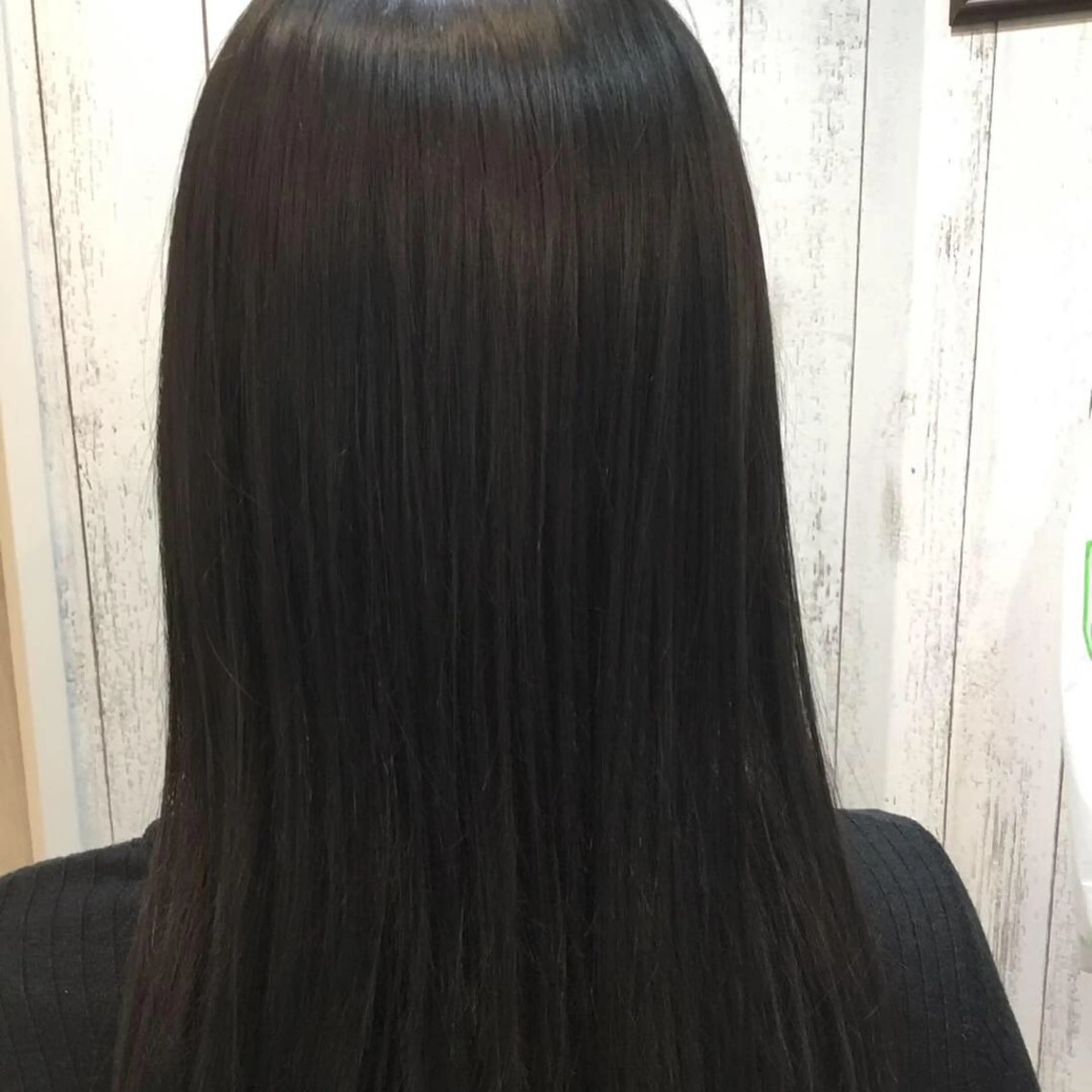 ロング カラー embrace エンブレイスのヘアスタイル