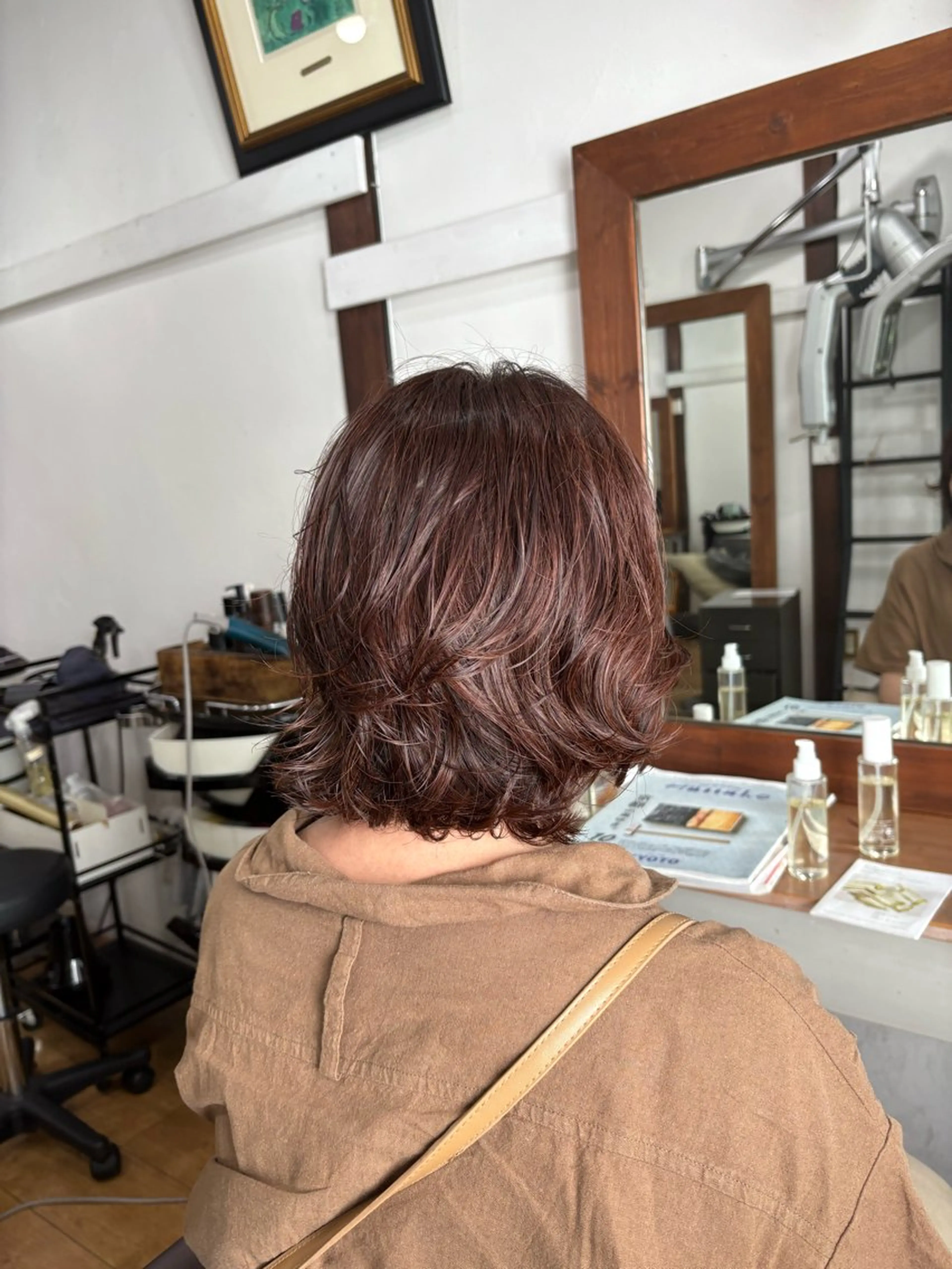 ショート カラー パーマ ベージュカラー ピンクカラー ピンクベージュ ボブ レイヤーカット カット パーマ 【pejite】 小沼 勇貴のヘアスタイル