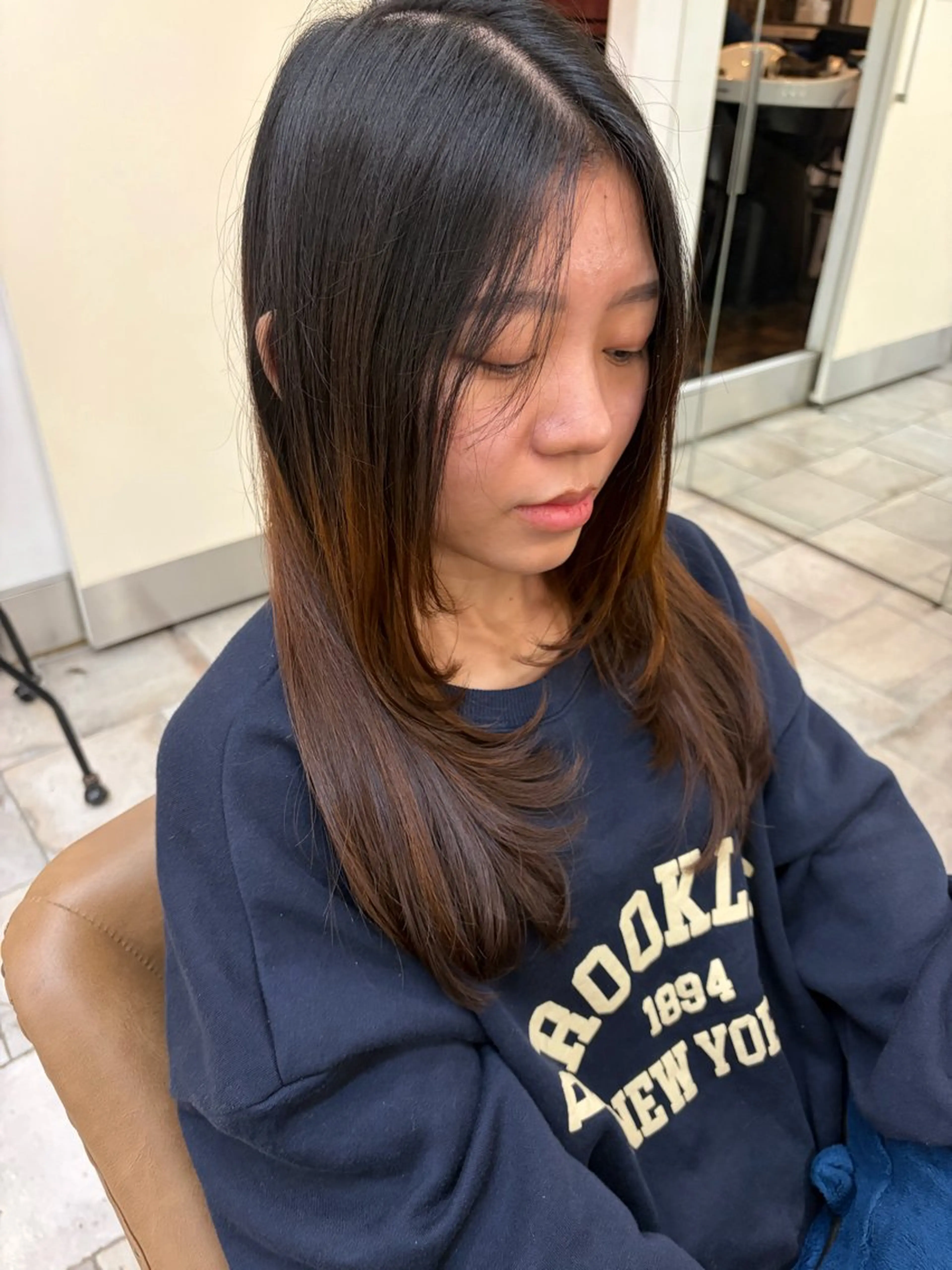 ロング カット トリートメント ヘッドスパ カラー/アイリスト 麻優のヘアスタイル