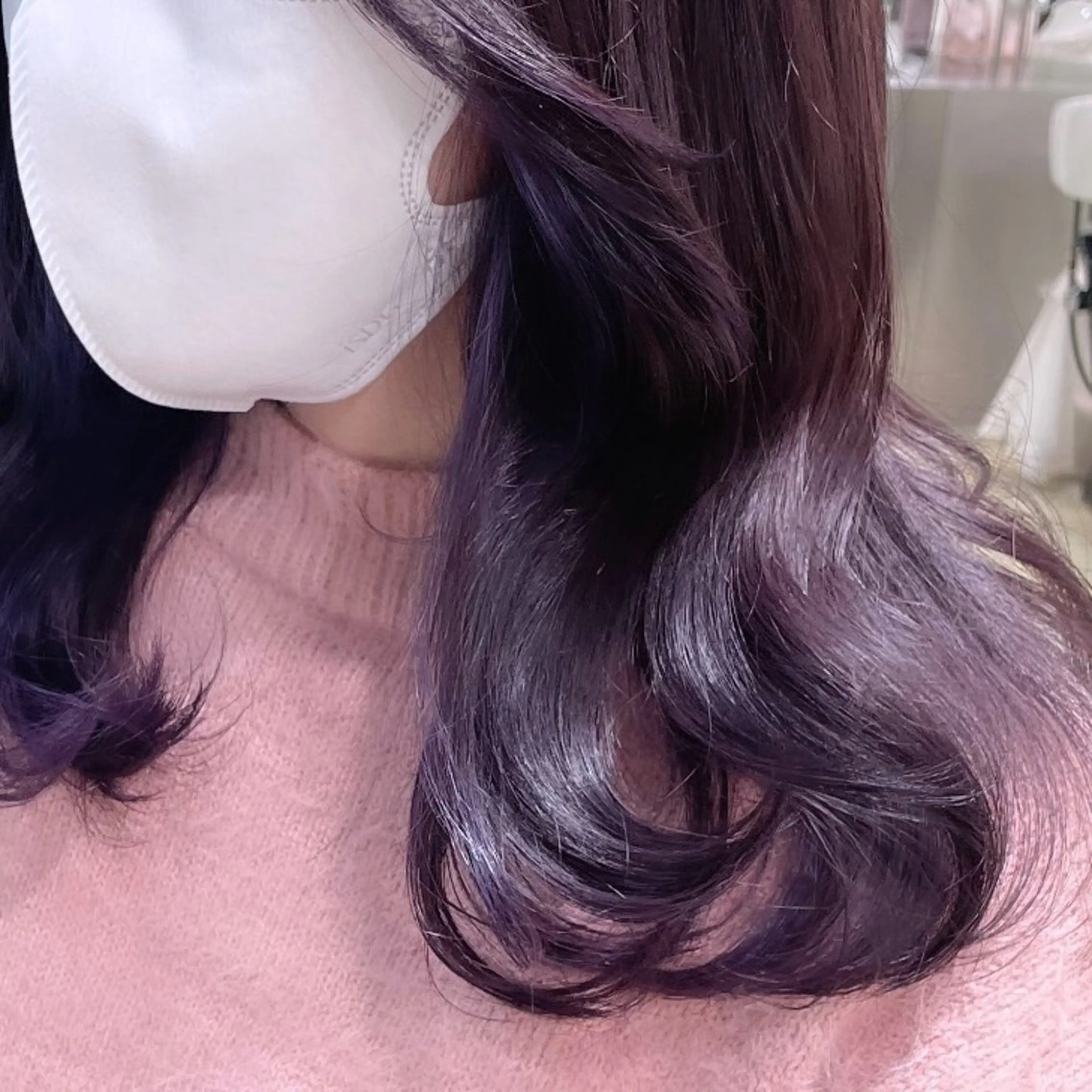 セミロング カラー 🍑暖色／レイヤー／ 真希🎀のヘアスタイル