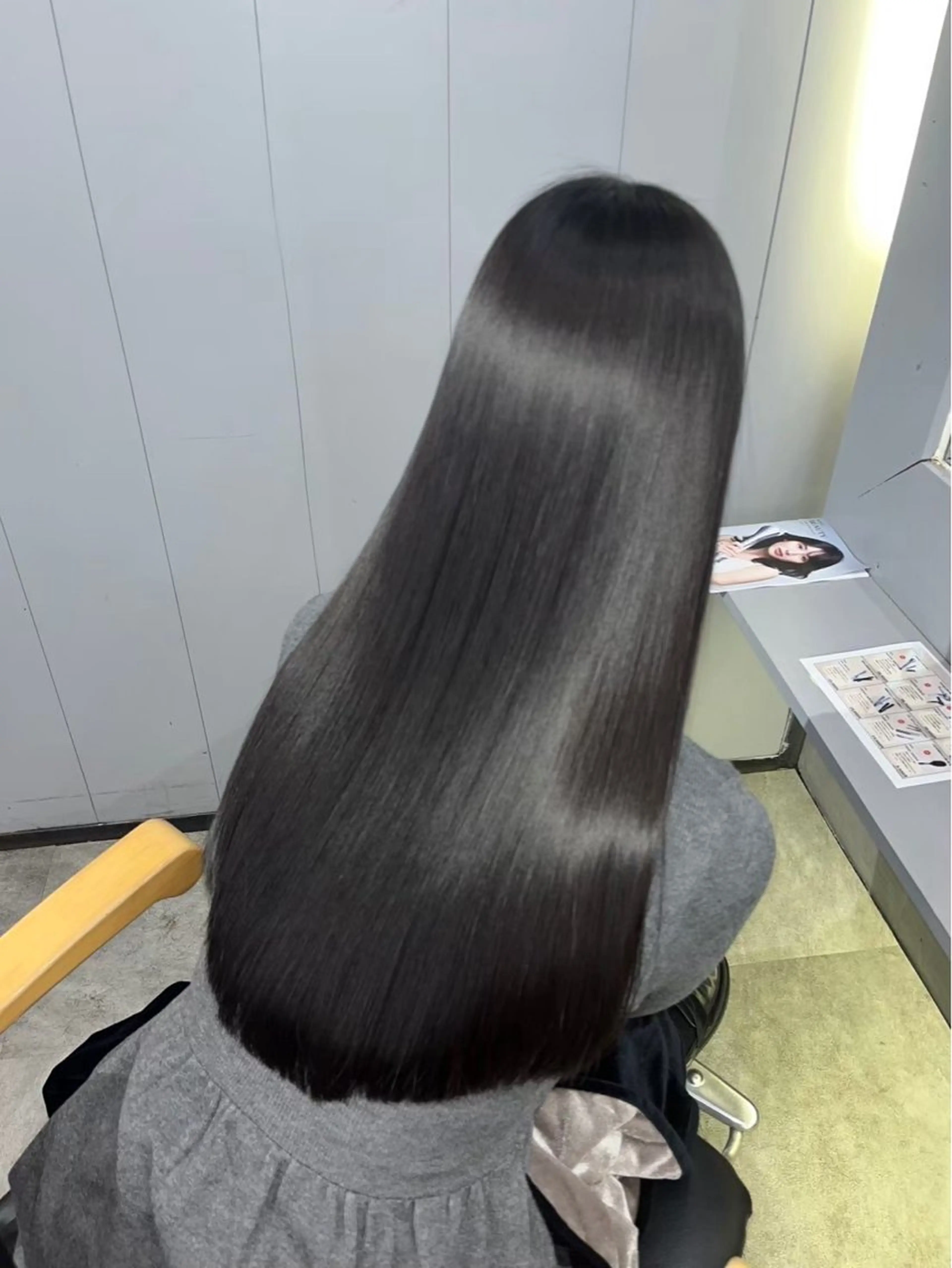 ロング 美髪/髪質改善 レイヤー/透けカラーのヘアスタイル