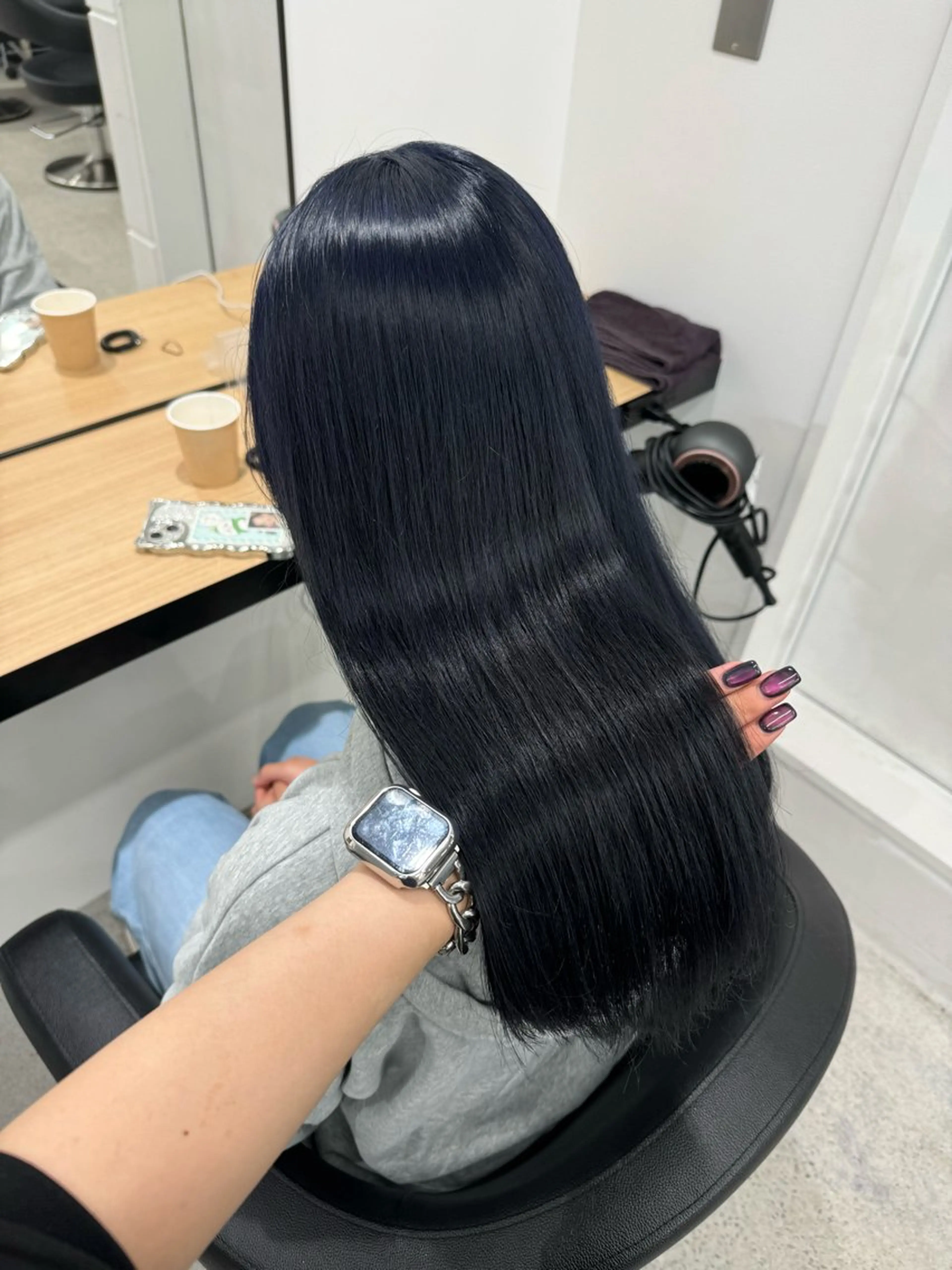 ロング カラー 暗髪🩶ラベンダー/ ブルー/ユウナ🤍のヘアスタイル