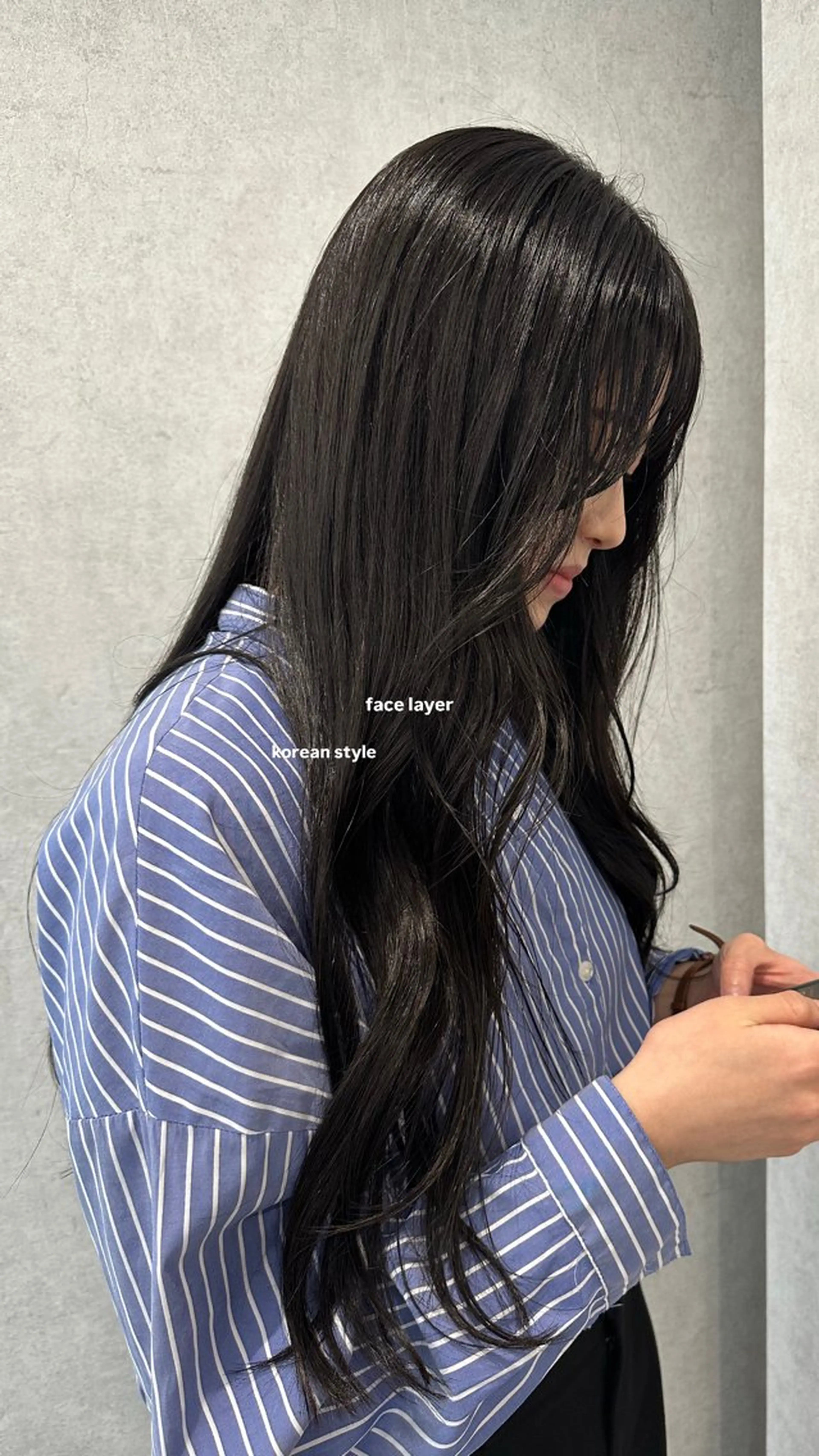 ロング カラー v-lab studio所属・韓国レイヤーカット/ 艶カラー/ noaのヘアスタイル