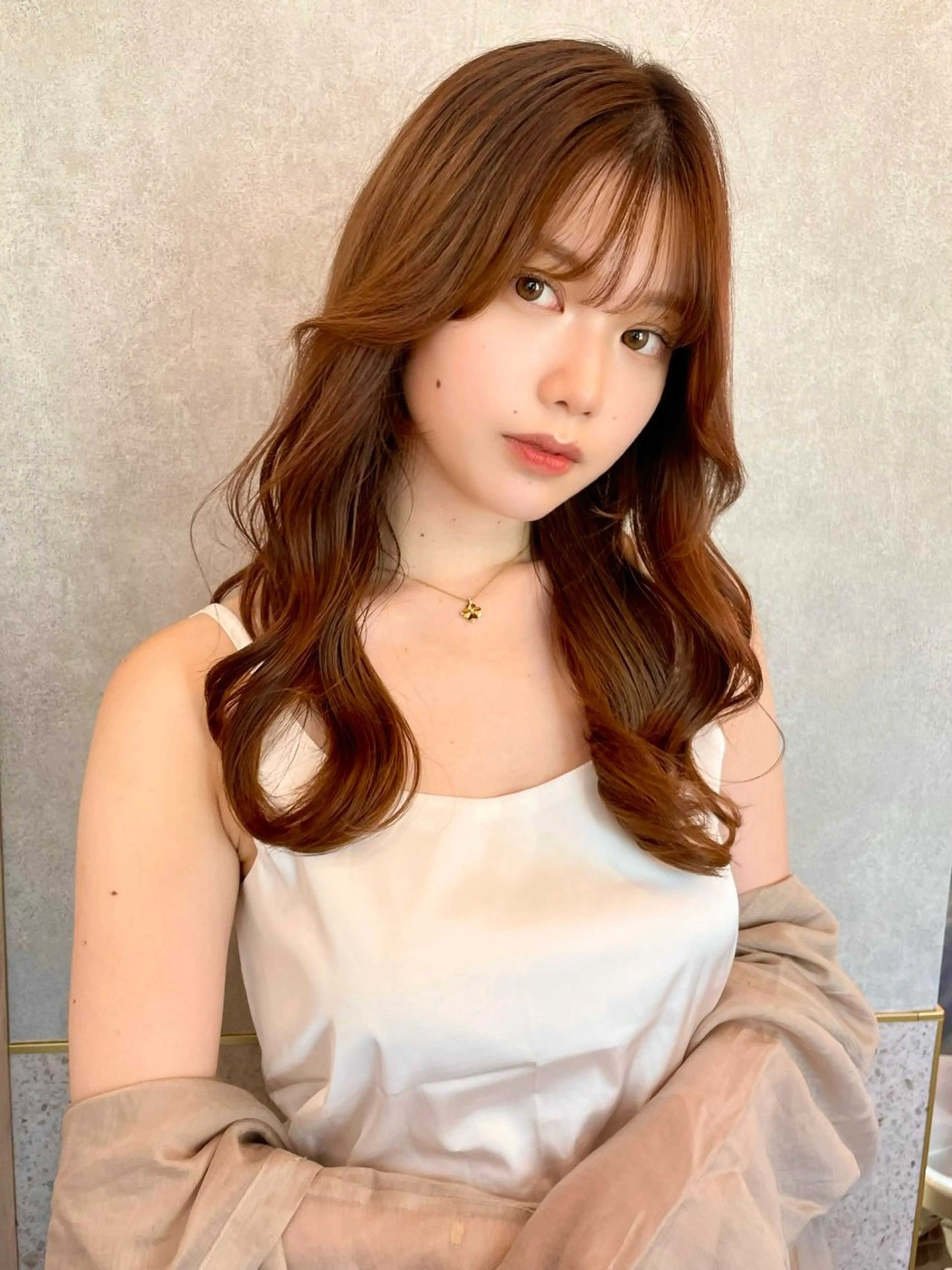 セミロング カラー ベージュカラー ブリーチ 透明感カラー ダブルカラー グレージュ カット ヘアカラー 韓国ヘア🤍顔周り/ 髪質改善✨/林遼一郎のヘアスタイル