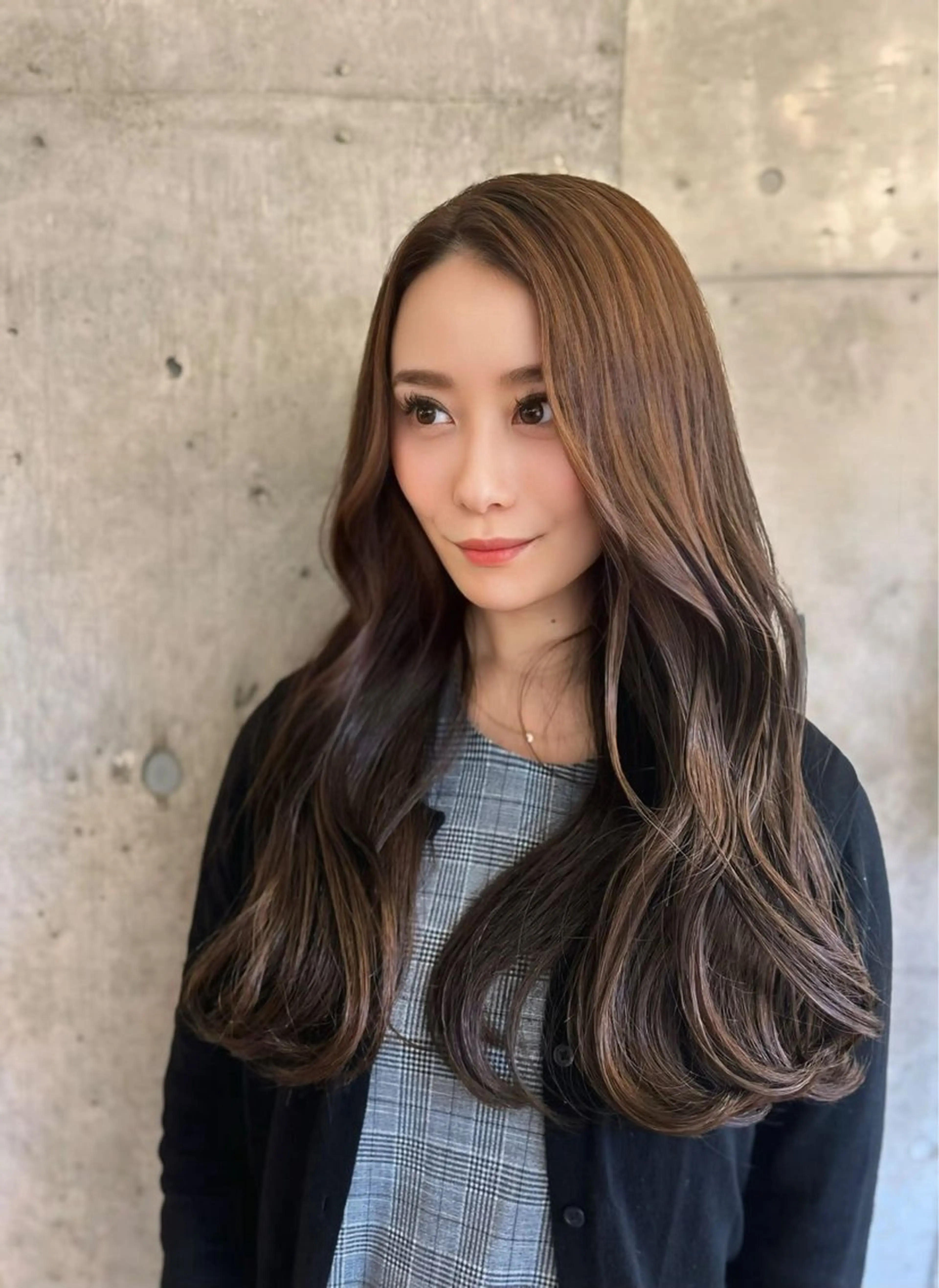 ミディアム カラー ヘアカラー トリートメント 🎨デザイン🥇 美髪・艶髪　日暮千敬のヘアスタイル