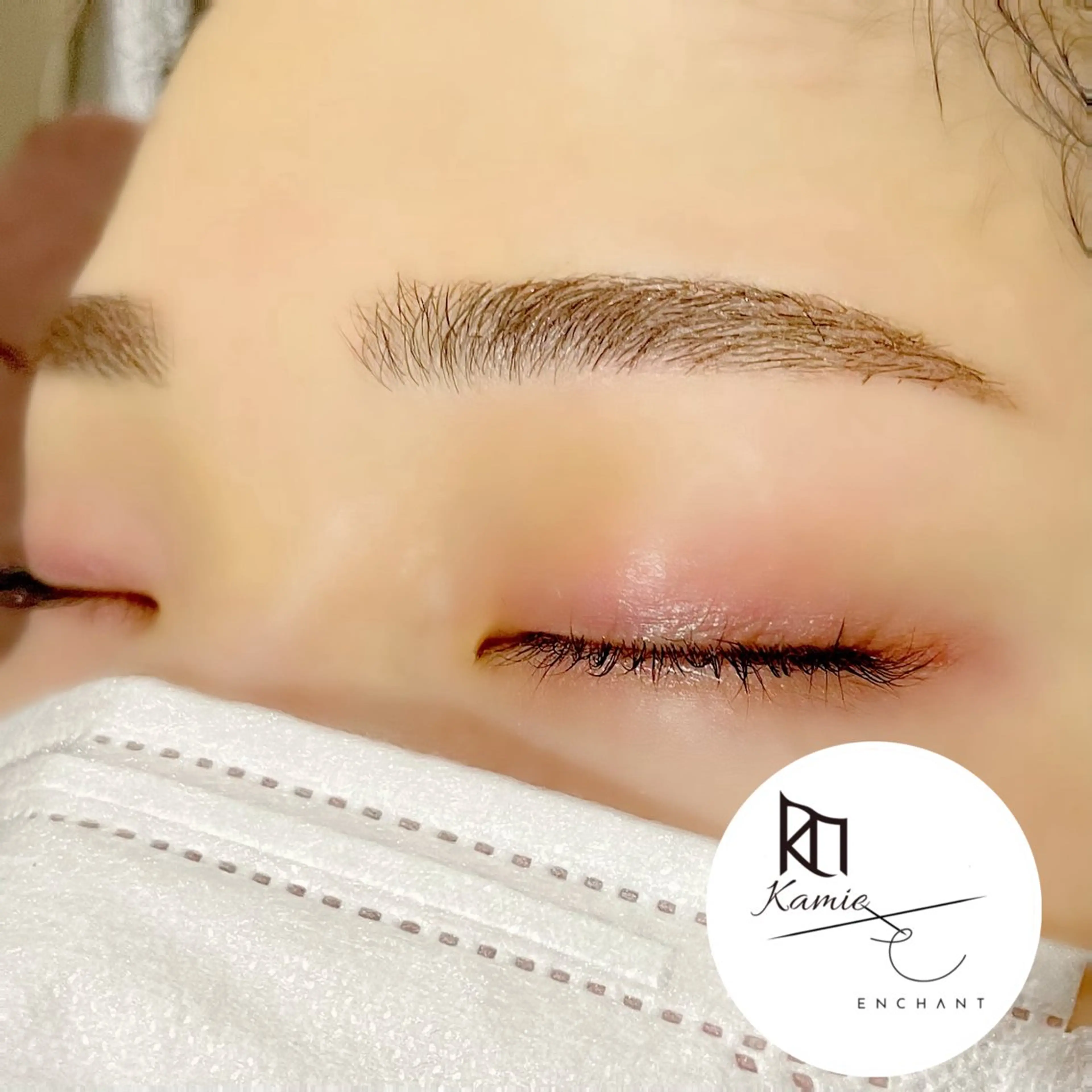 アイブロウ Kamie uni 原田のマツエク・マツパデザイン