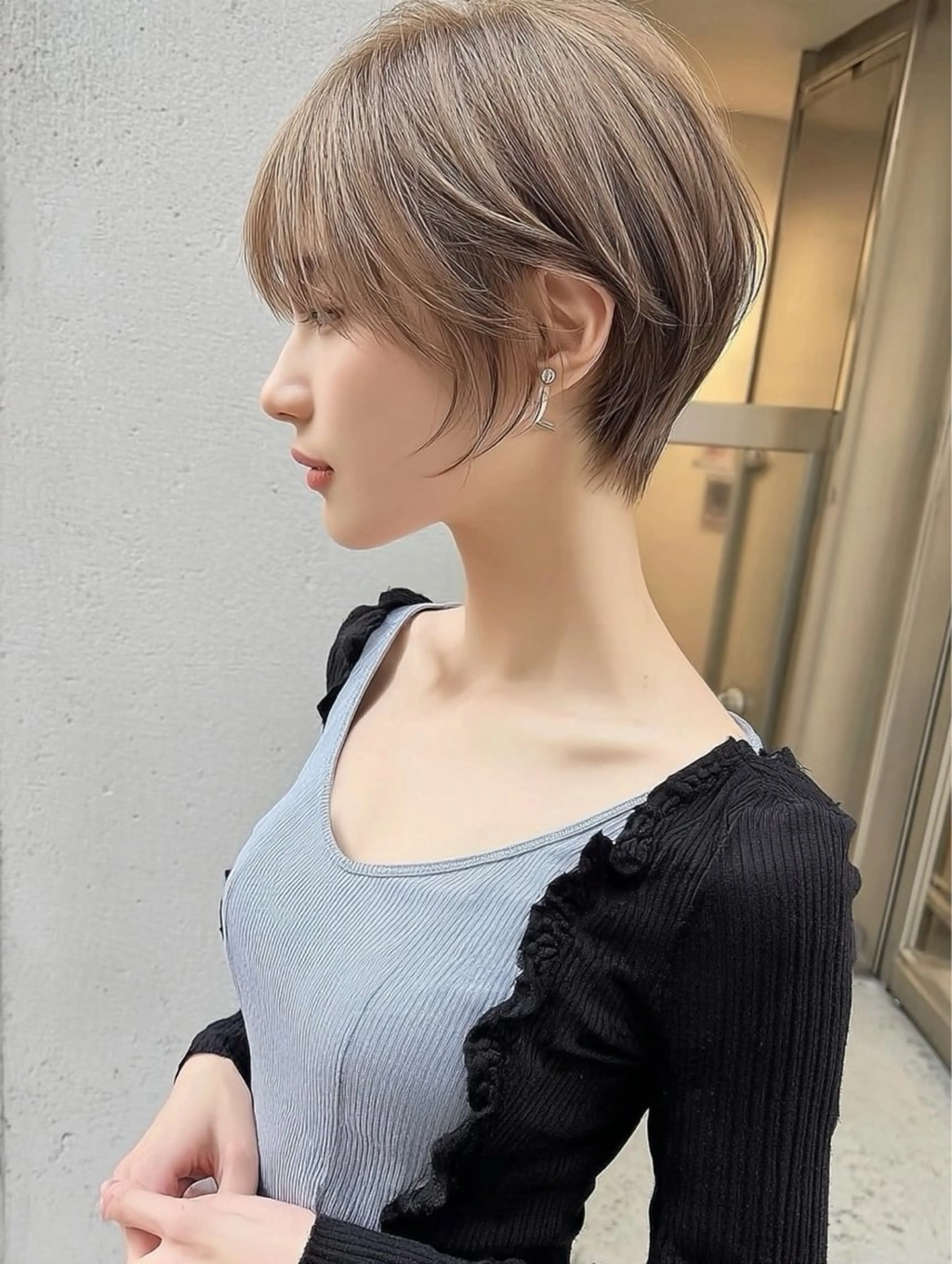 ショート 小舘 順也のヘアスタイル