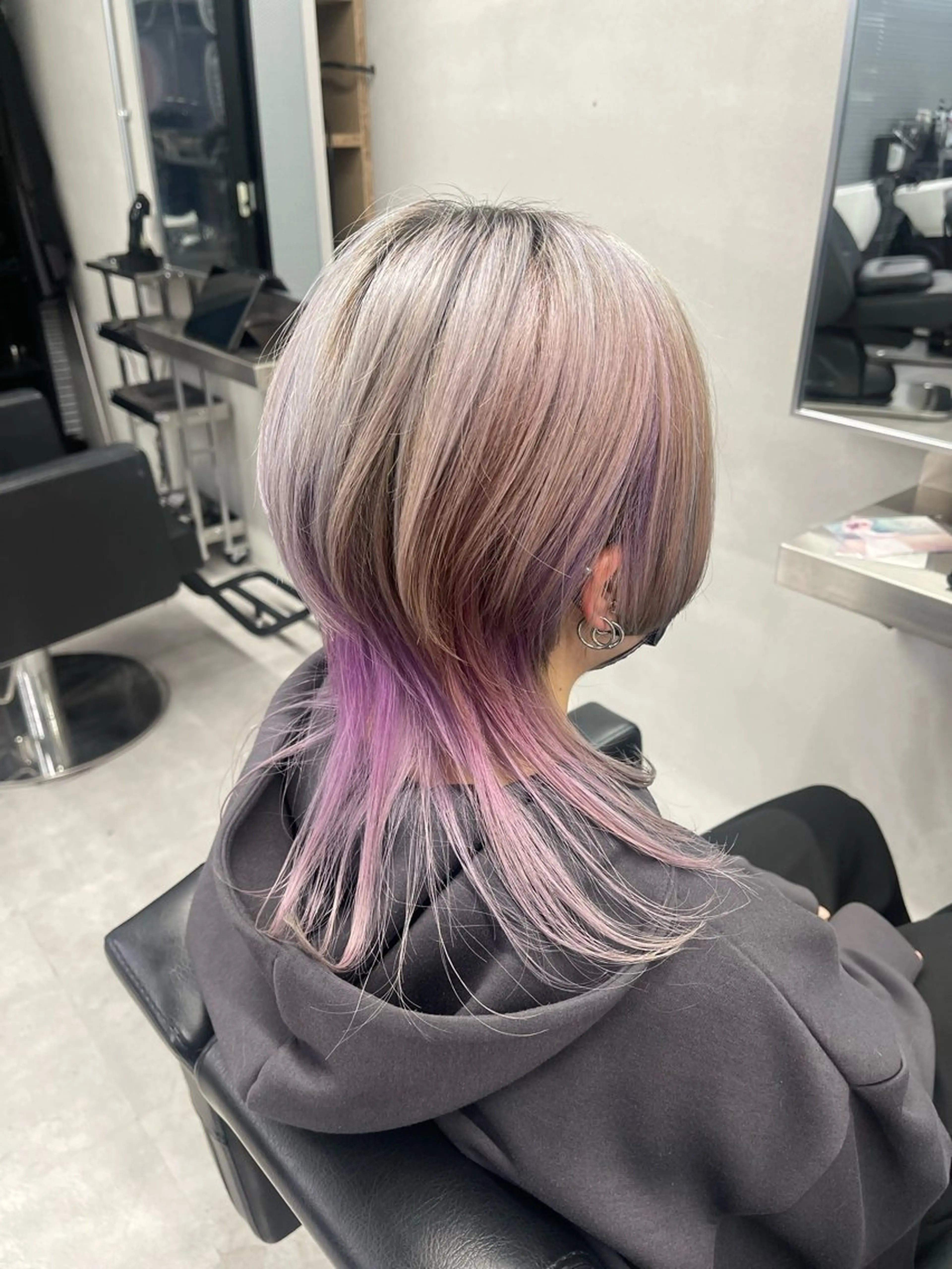 ミディアム ウルフカット 柏 ウルフ/レイヤー 田中佐和🐺のヘアスタイル