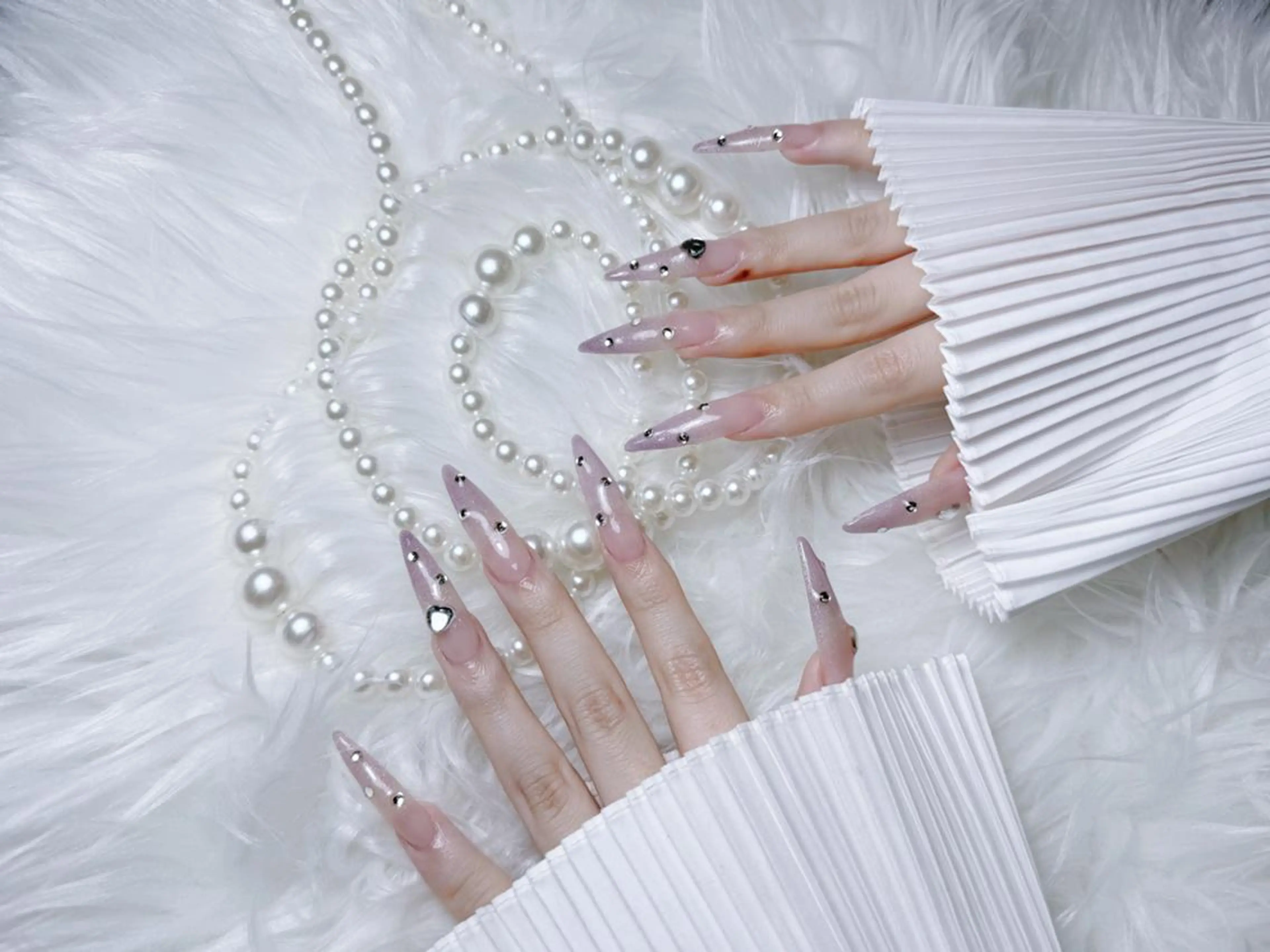 ネイル 🩷Yun nail Salon 本店🩷のネイルデザイン