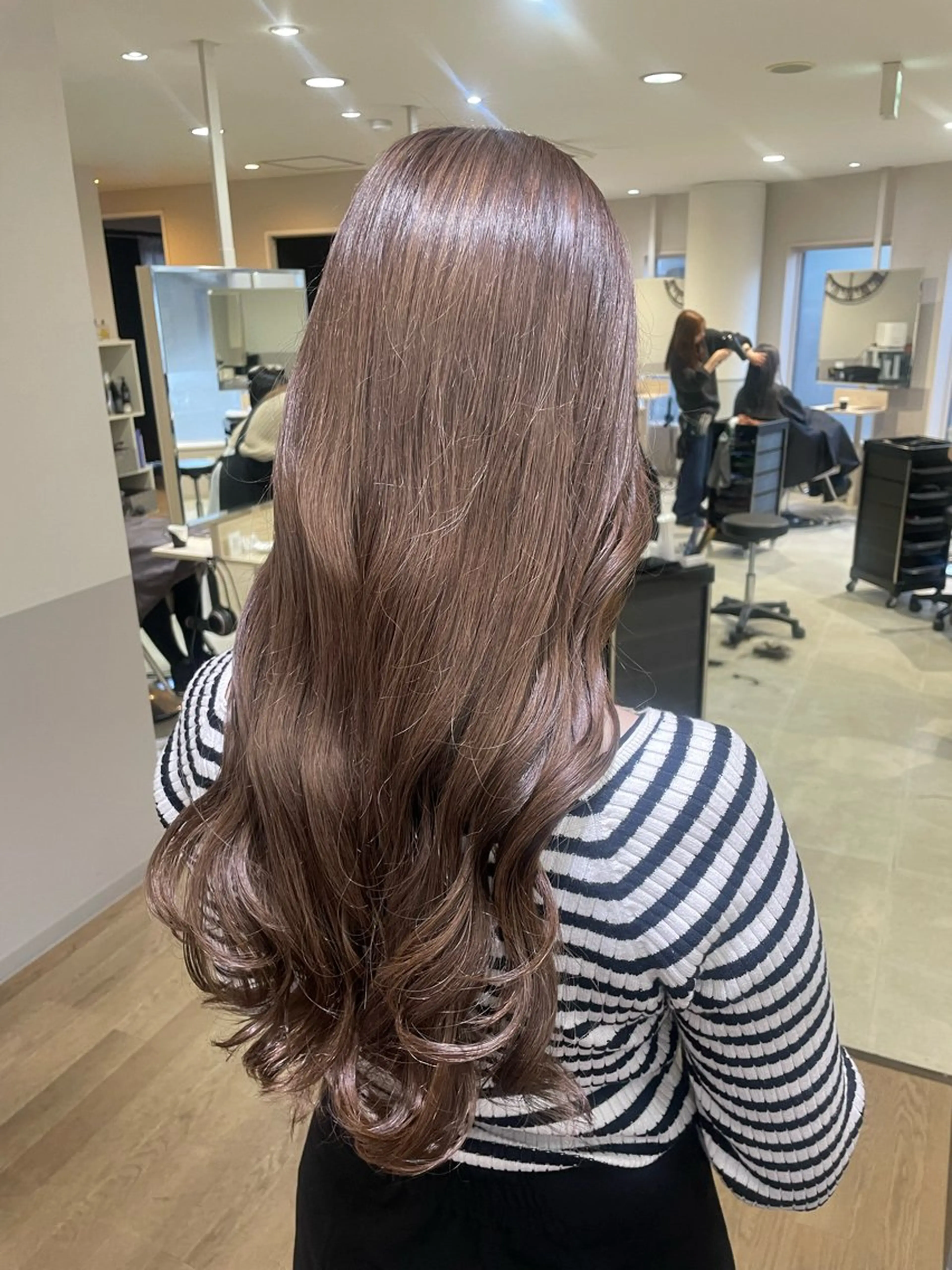 ロング カラー カット ヘアカラー トリートメント ayano / 透明感・くすみカラーのヘアスタイル