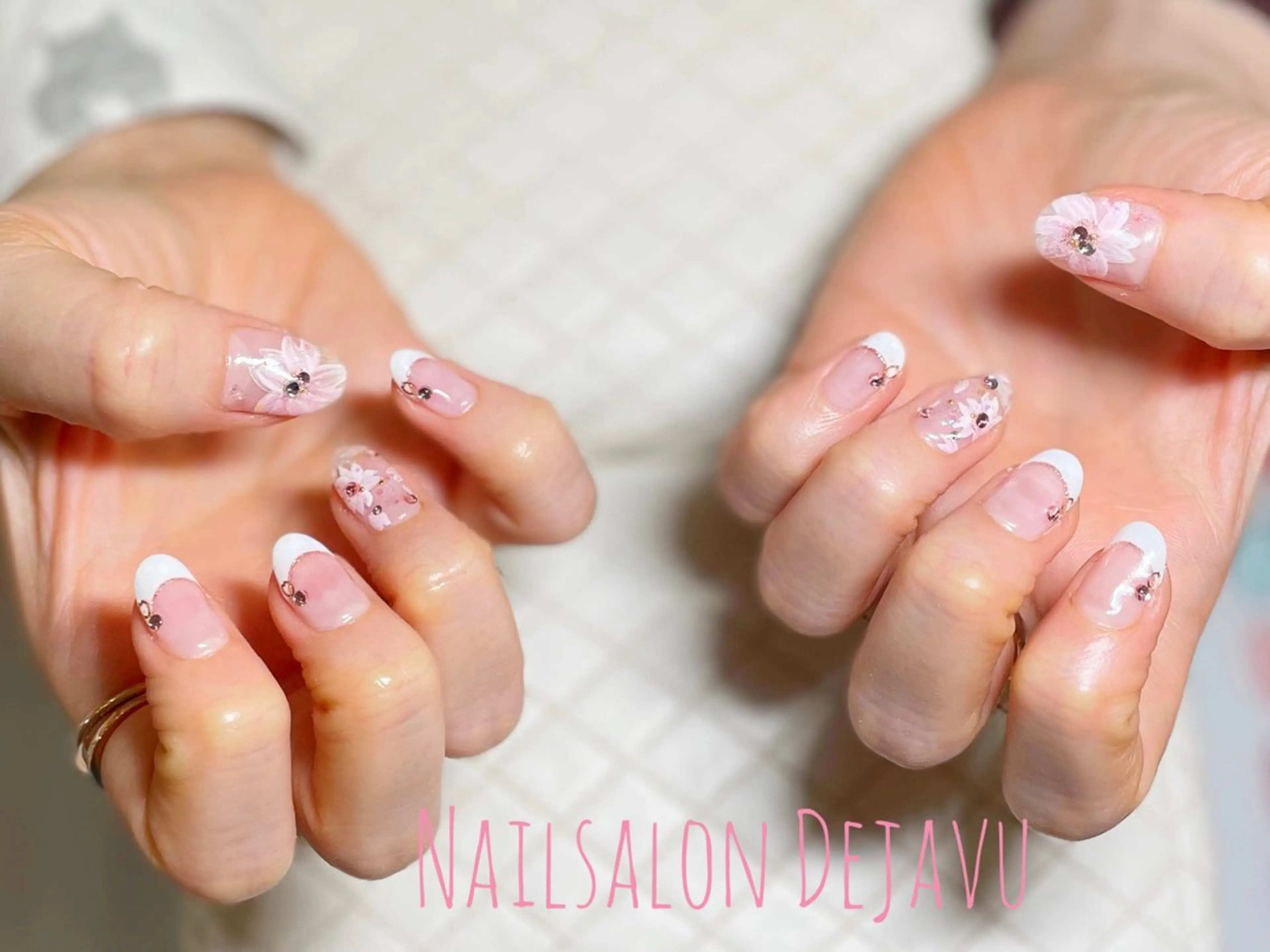 ネイル 桜ネイル Nail salon Dejavu 🌿のネイルデザイン