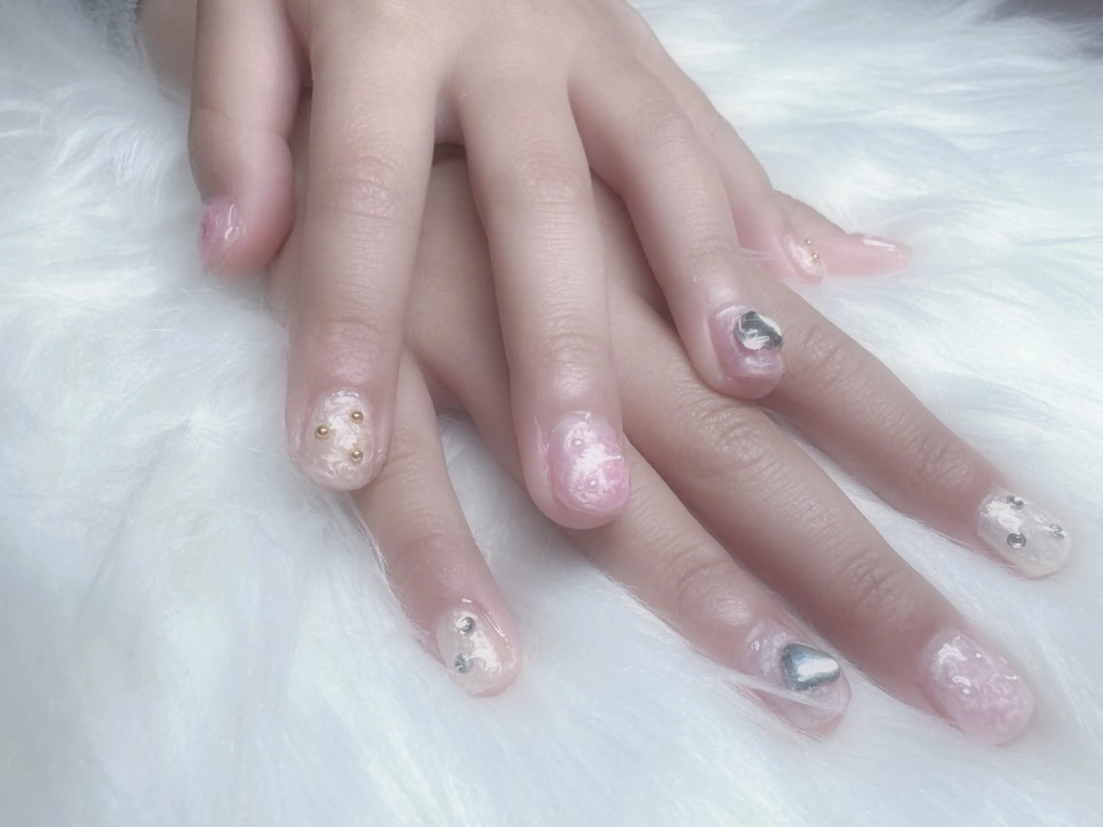 ネイル 春ネイル Glitter Nailのネイルデザイン