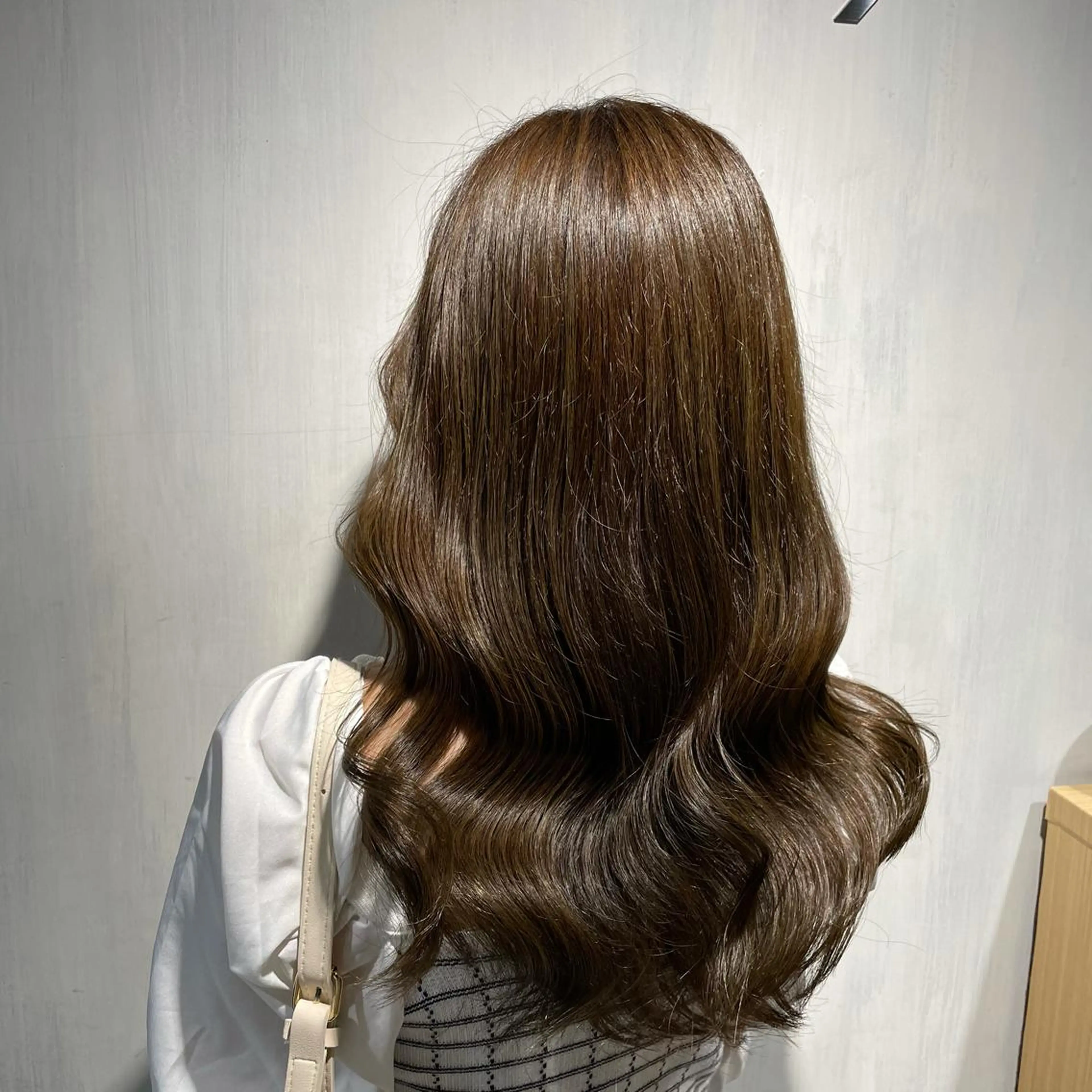 ロング パーマ ネイル ヘアカラー トリートメント ヘッドスパ レイヤーStyle 🩵菜々実のヘアスタイル