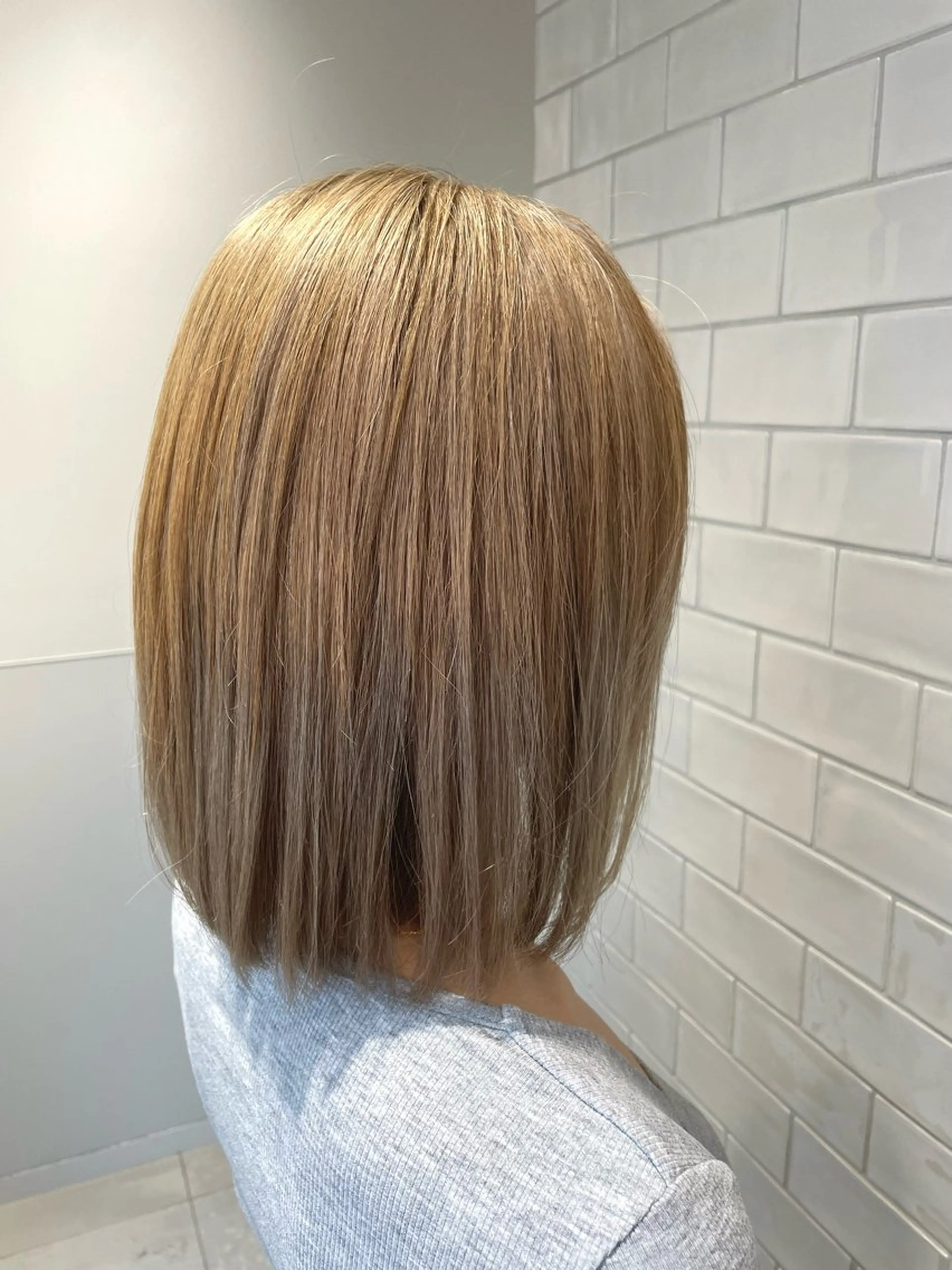 ミディアム ヘアカラー トリートメント 大阪 美容師 林のヘアスタイル