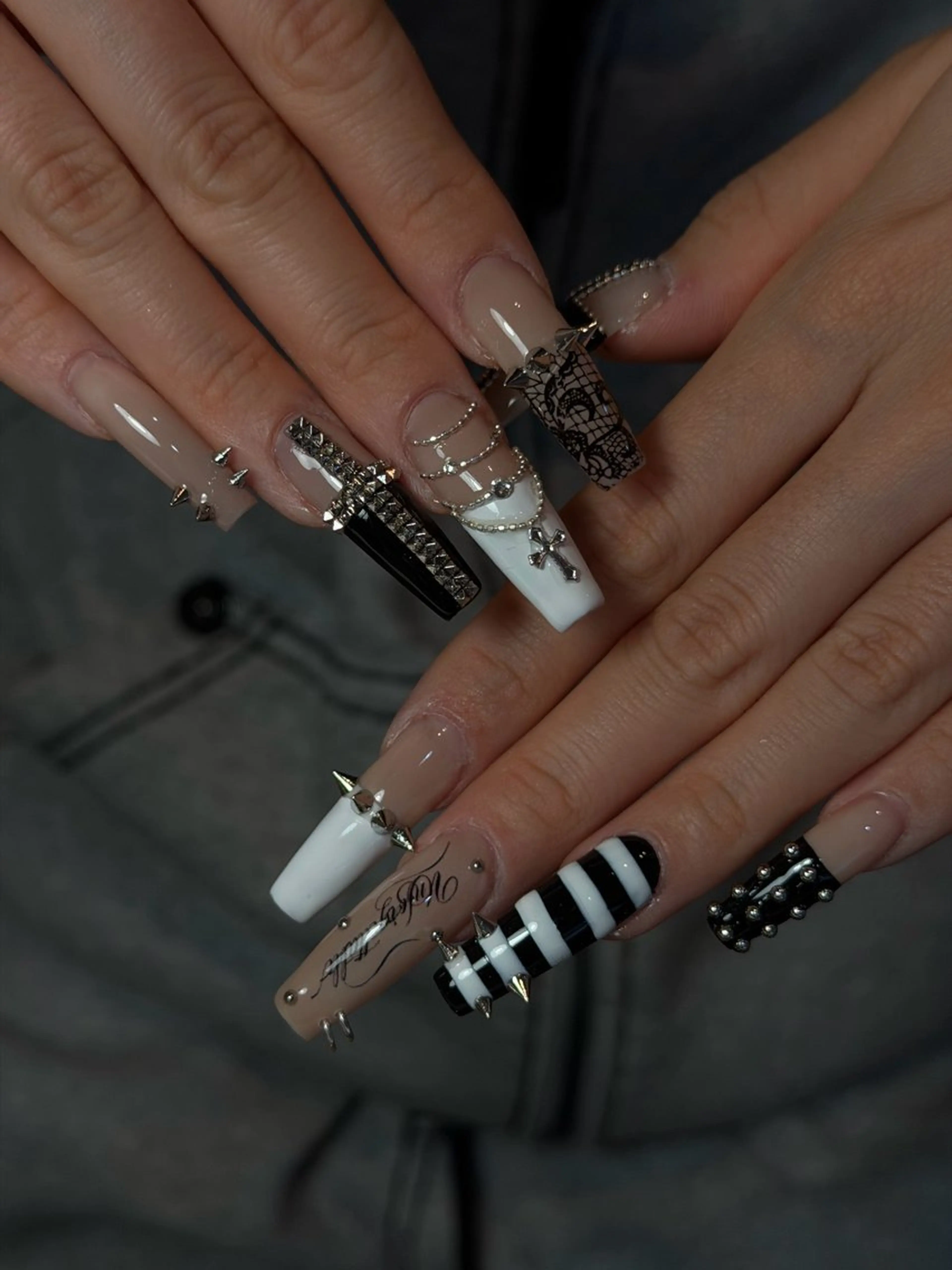 ネイル 韓国ネイル シンプルネイル ワンホンネイル ハンドネイル CoMo Nailのネイルデザイン