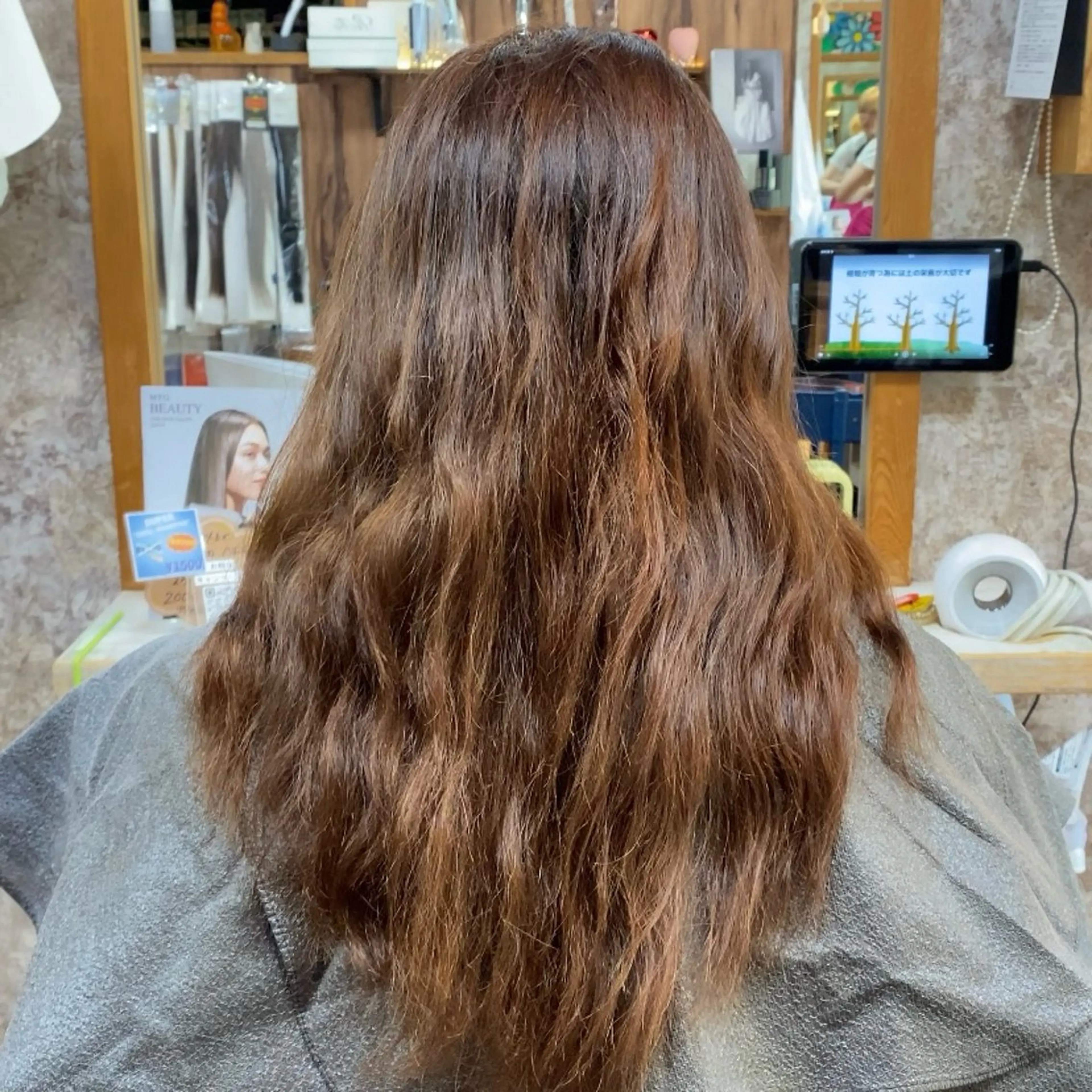 ロング YELLOW CORN 金沢文庫所属・【金沢文庫4分】髪質 改善/縮毛矯正アラタのヘアスタイル