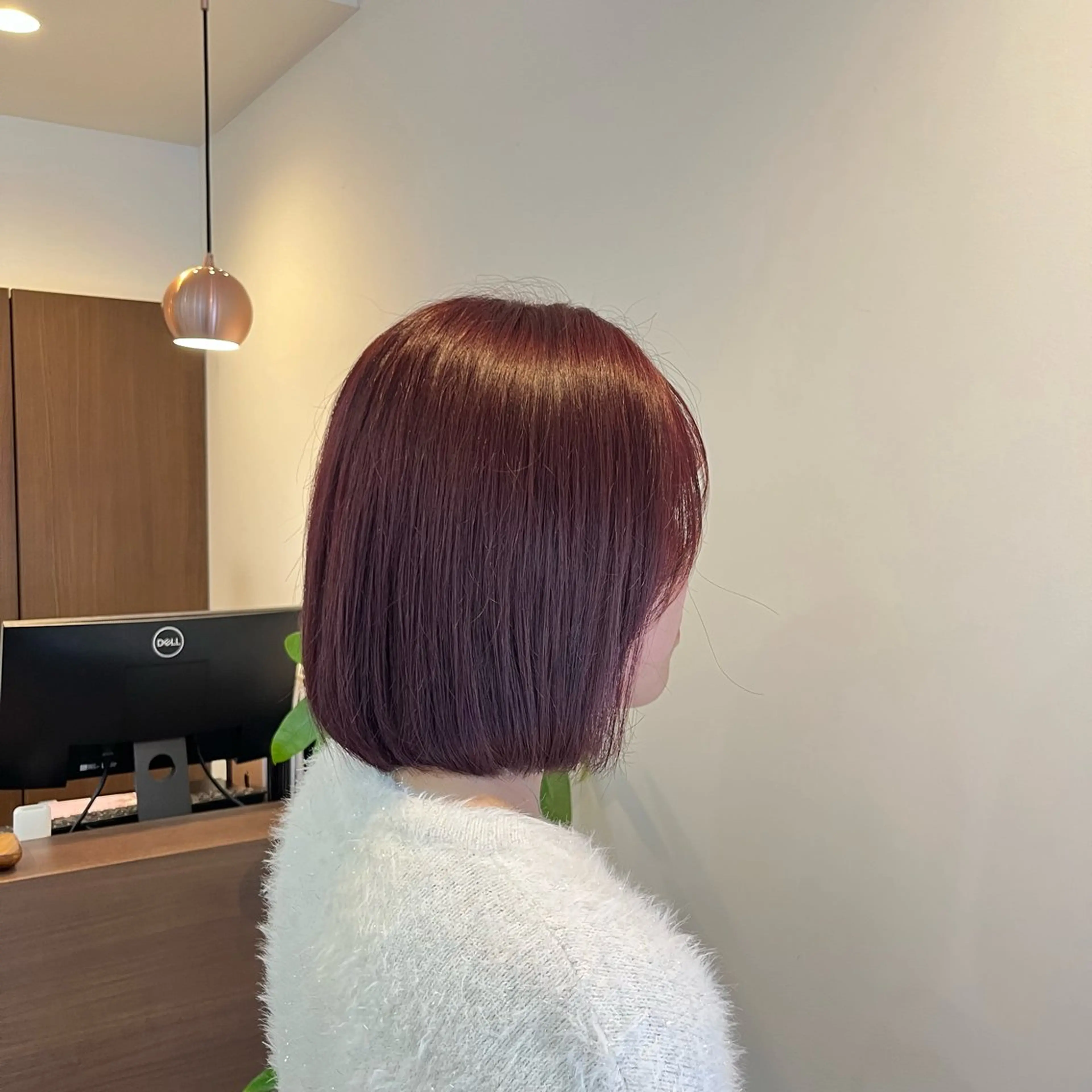 ミディアム カット ヘアカラー 金岡 碧のヘアスタイル