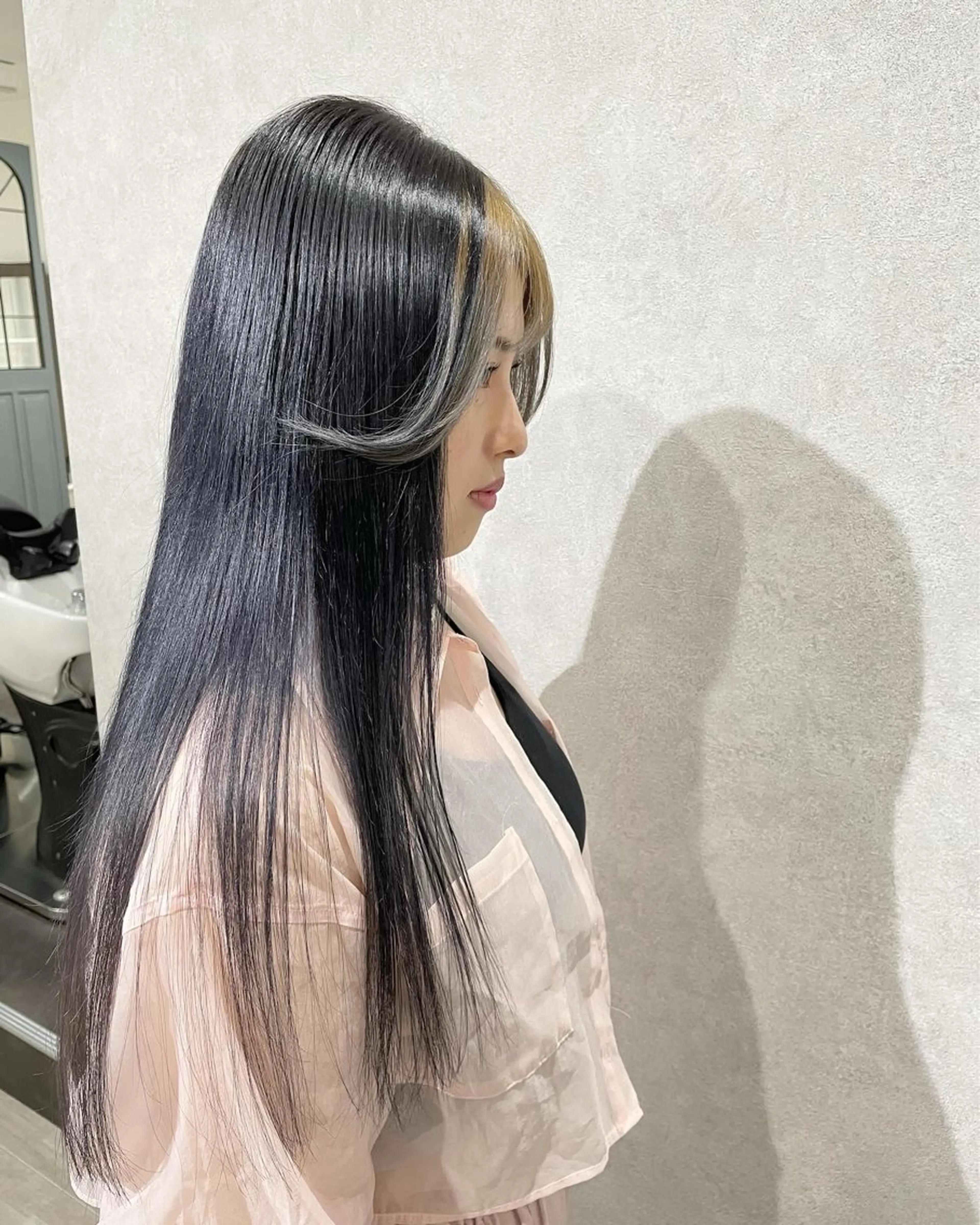 ロング カラー ヘアアレンジ メンズ ミストバング 黒髪 ブルーカラー ブルーブラック  フェイスフレーミング ヘアカラー Hiro ヒロのヘアスタイル