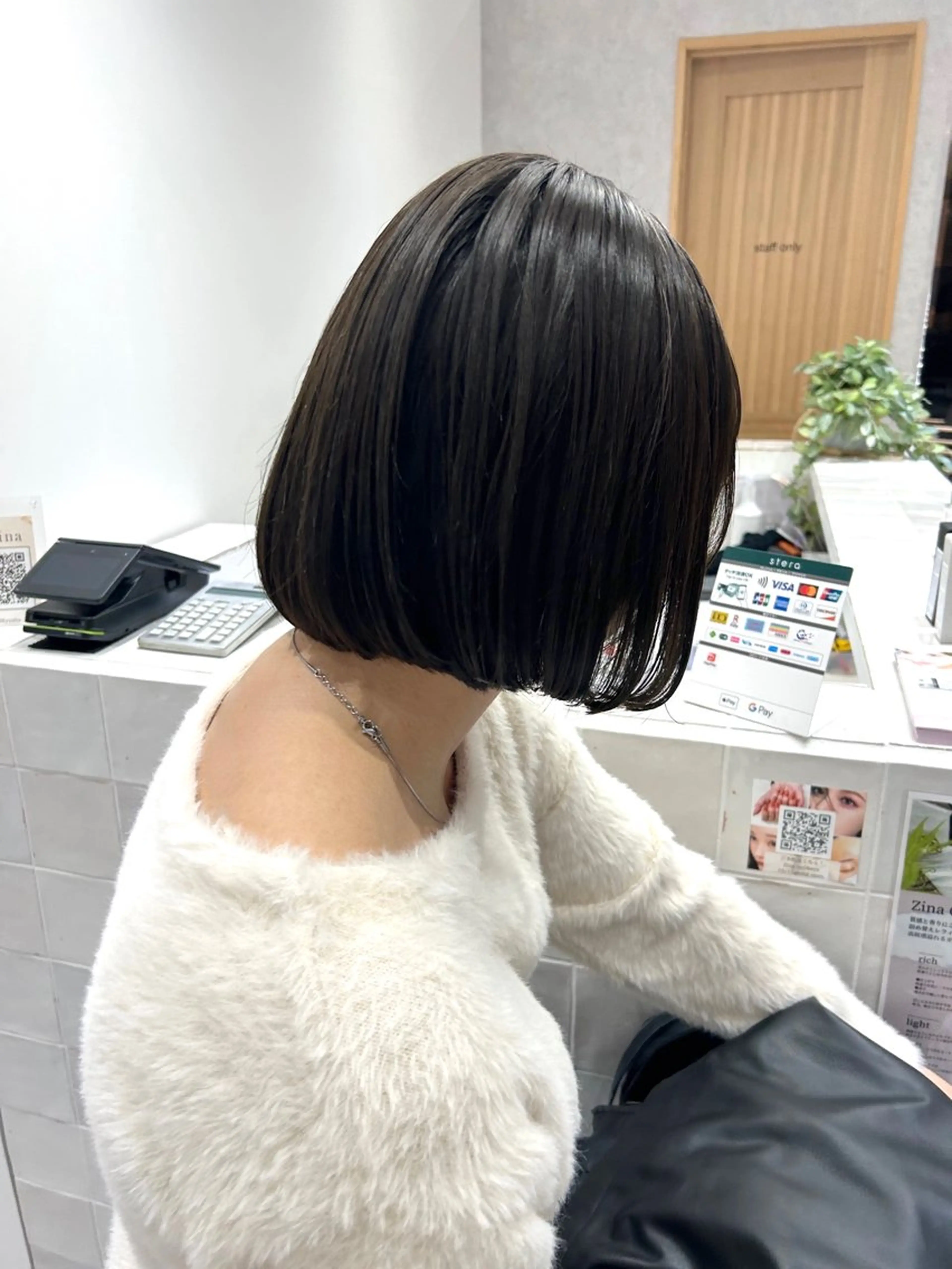 ショート ボブ 髪質改善 似合わせカット おくれ毛 外ハネヘア カット ヘアカラー トリートメント ベージュ/ヘアセット 透明感/♡来村　瑚春のヘアスタイル