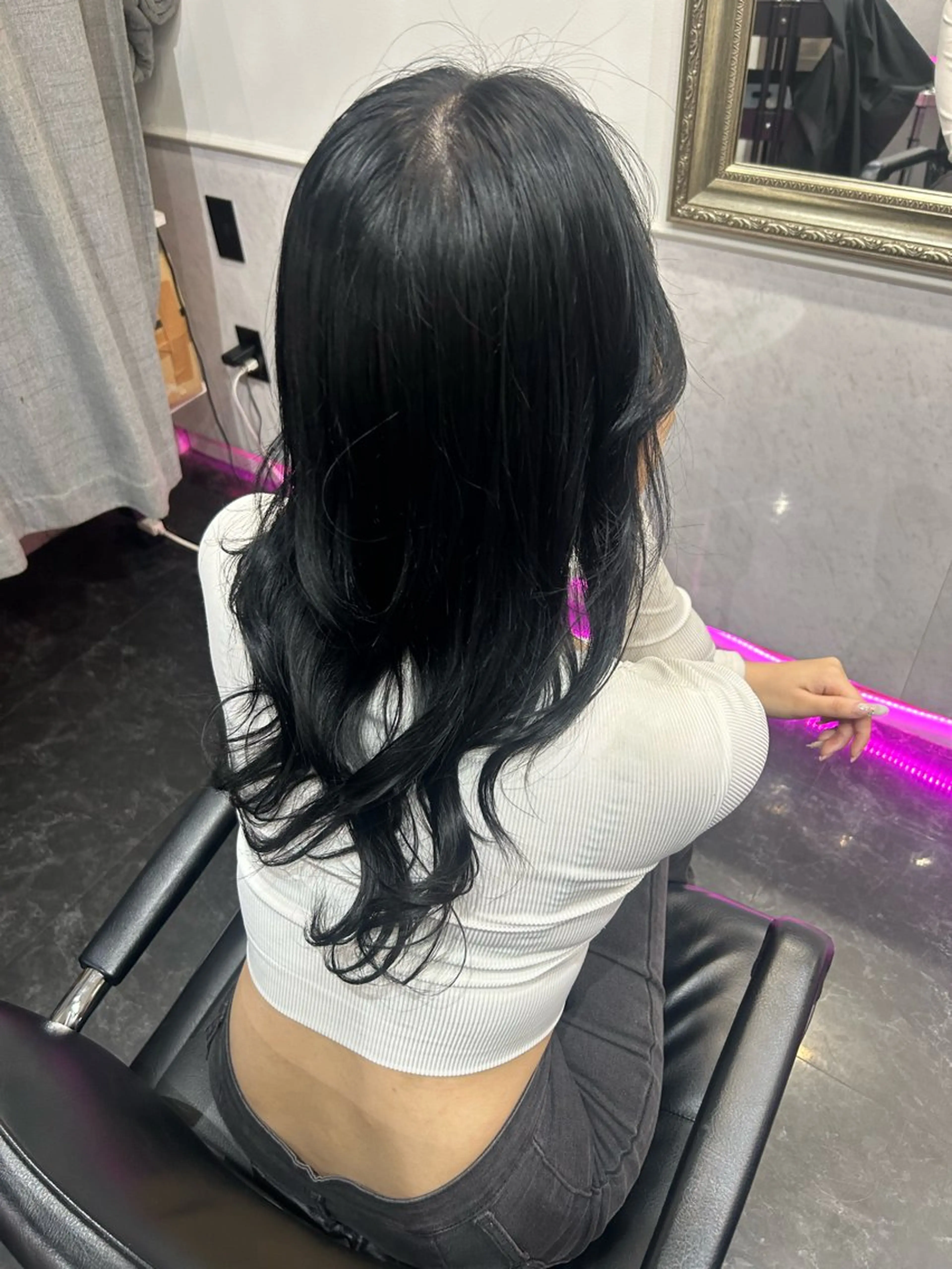 セミロング 🪼モモカ/デザイン ハイトーンカラー🪼のヘアスタイル