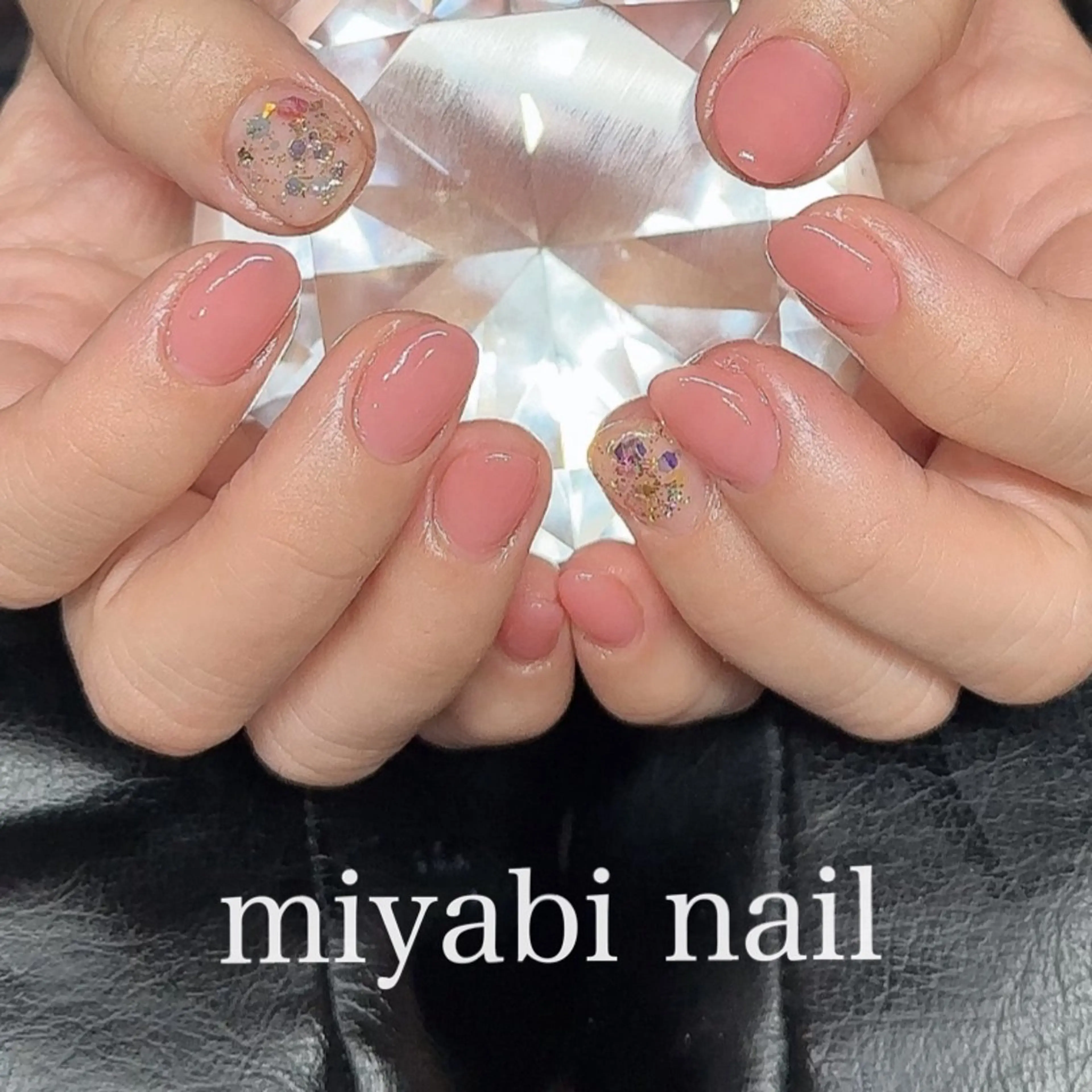 ネイル ジェルネイル キラキラネイル 持ち込み オフィスネイル ショートネイル ハンドネイル miyabi nail 桂川駅近くのネイルデザイン