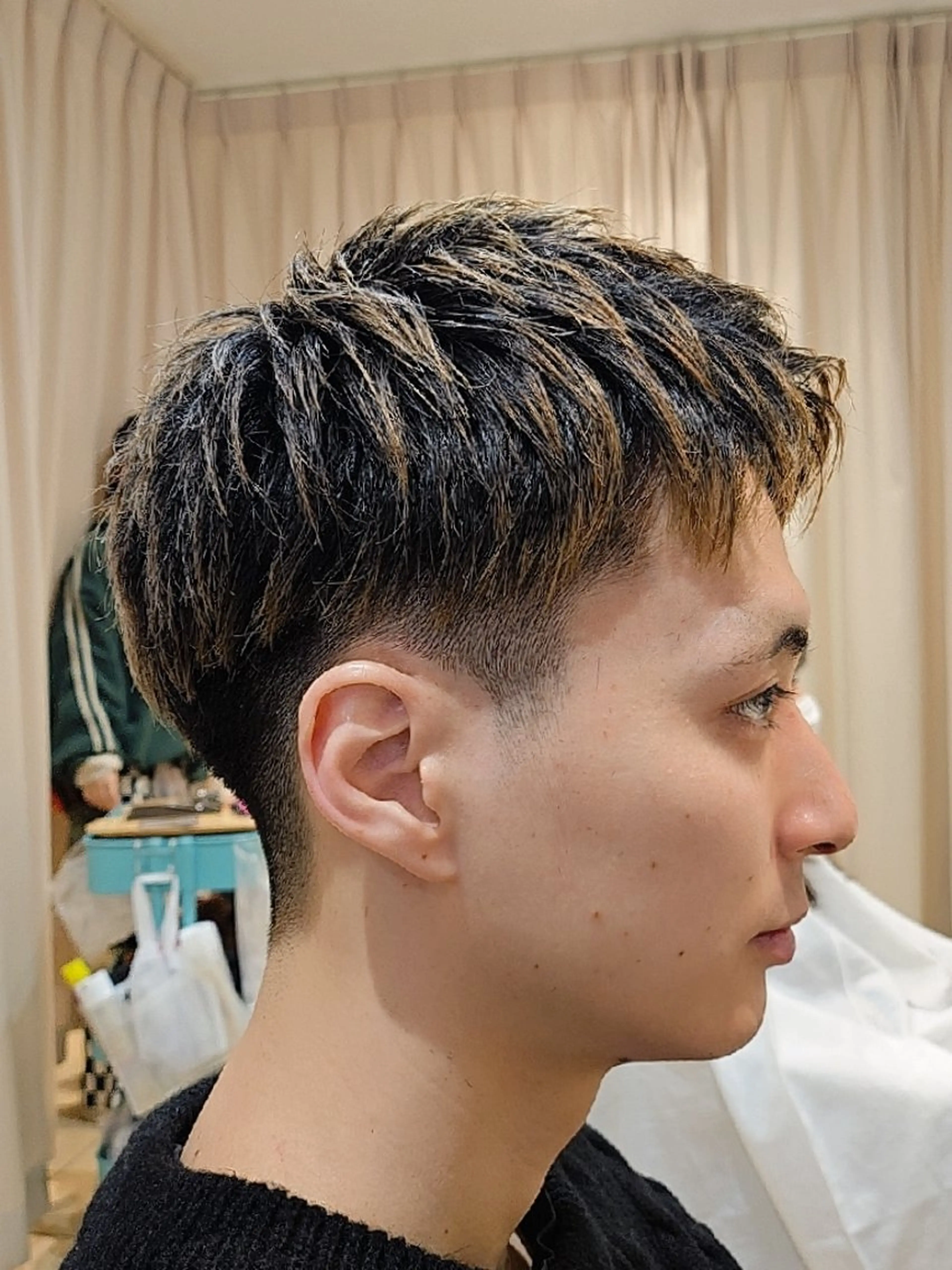 ショート カット 社内カット講師・店長 菅原賢一のヘアスタイル