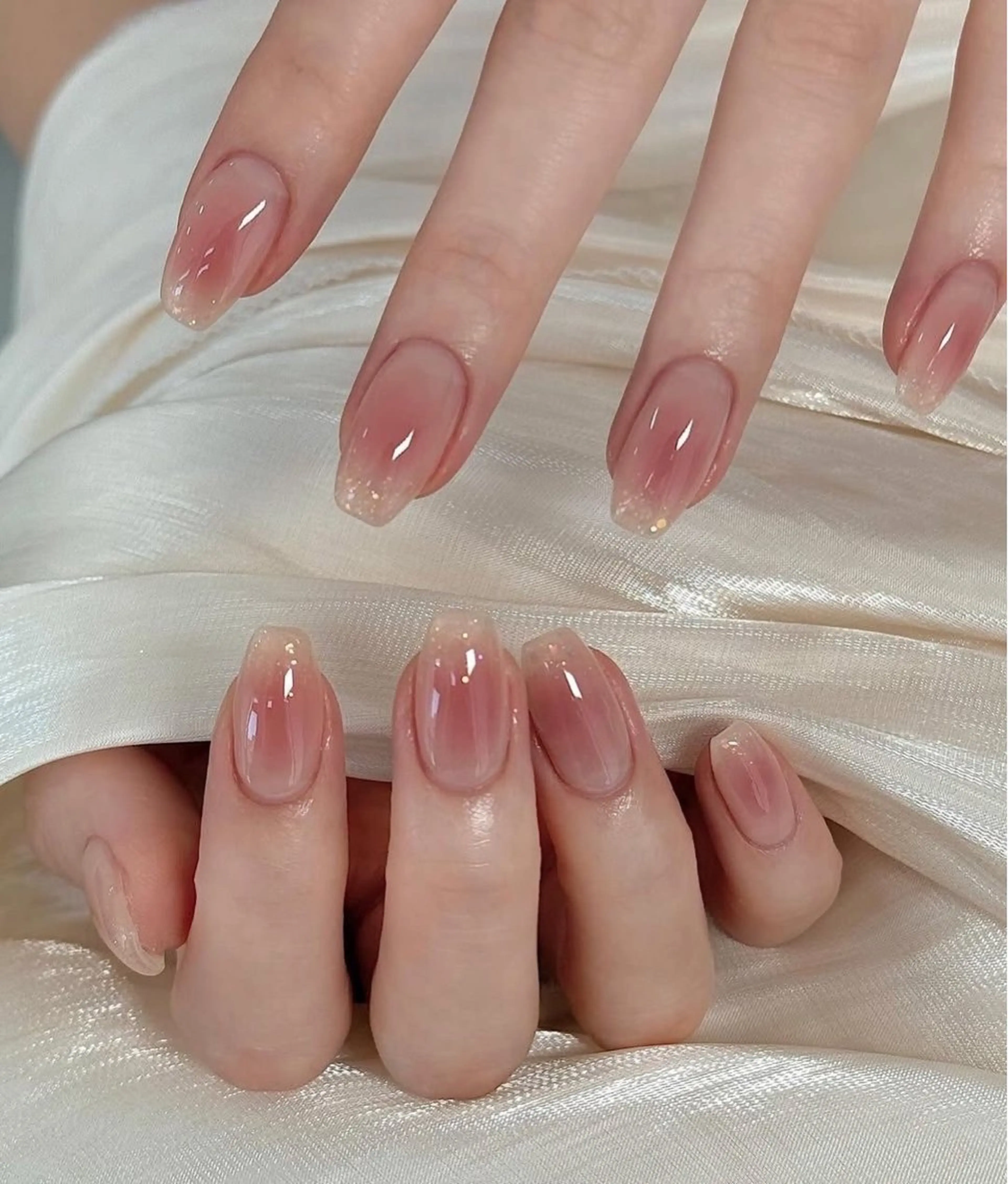 ネイル フラッシュネイル フレンチネイル グラデーション キラキラネイル 韓国ネイル ハンドネイル rina nailのネイルデザイン