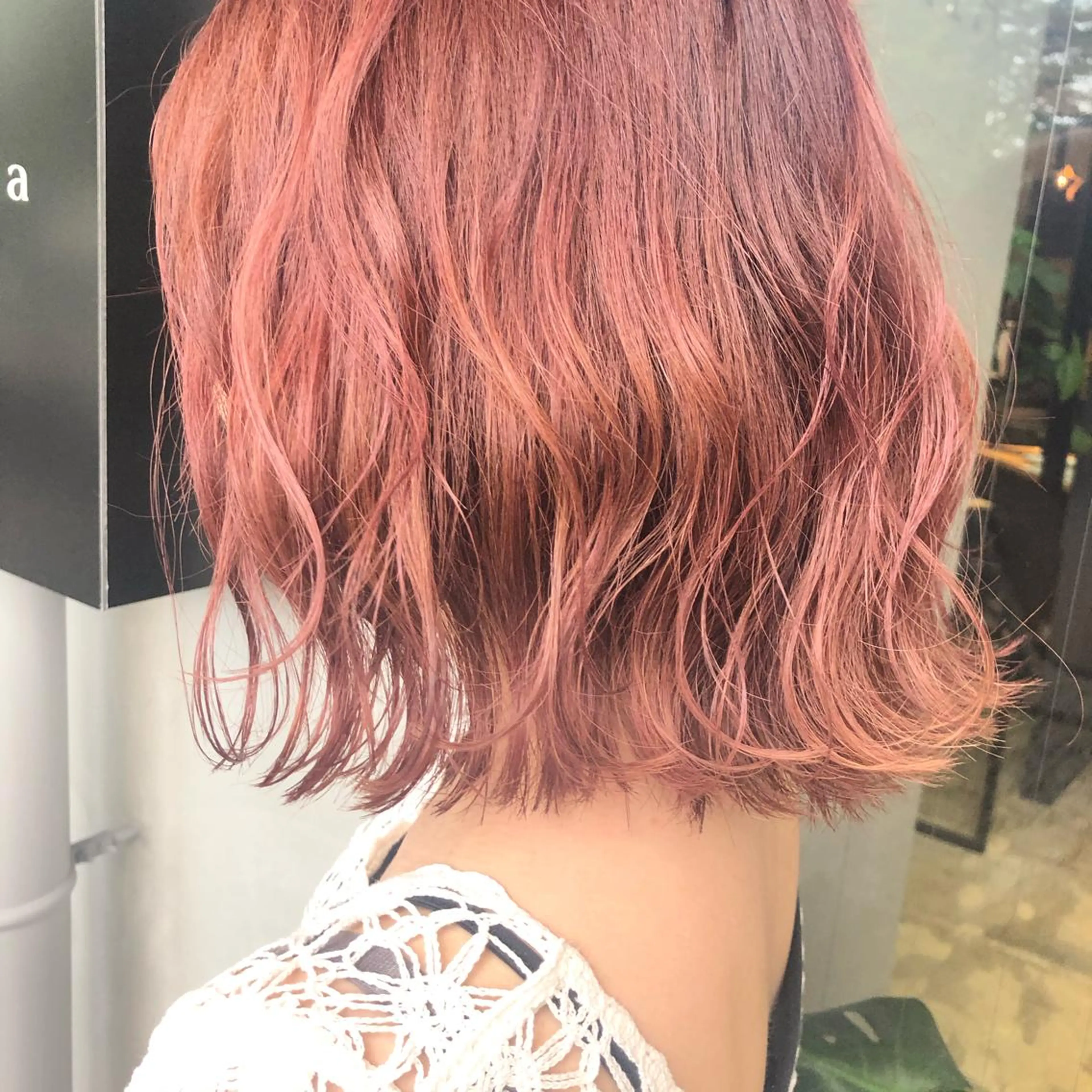 ショート カラー akane .のヘアスタイル