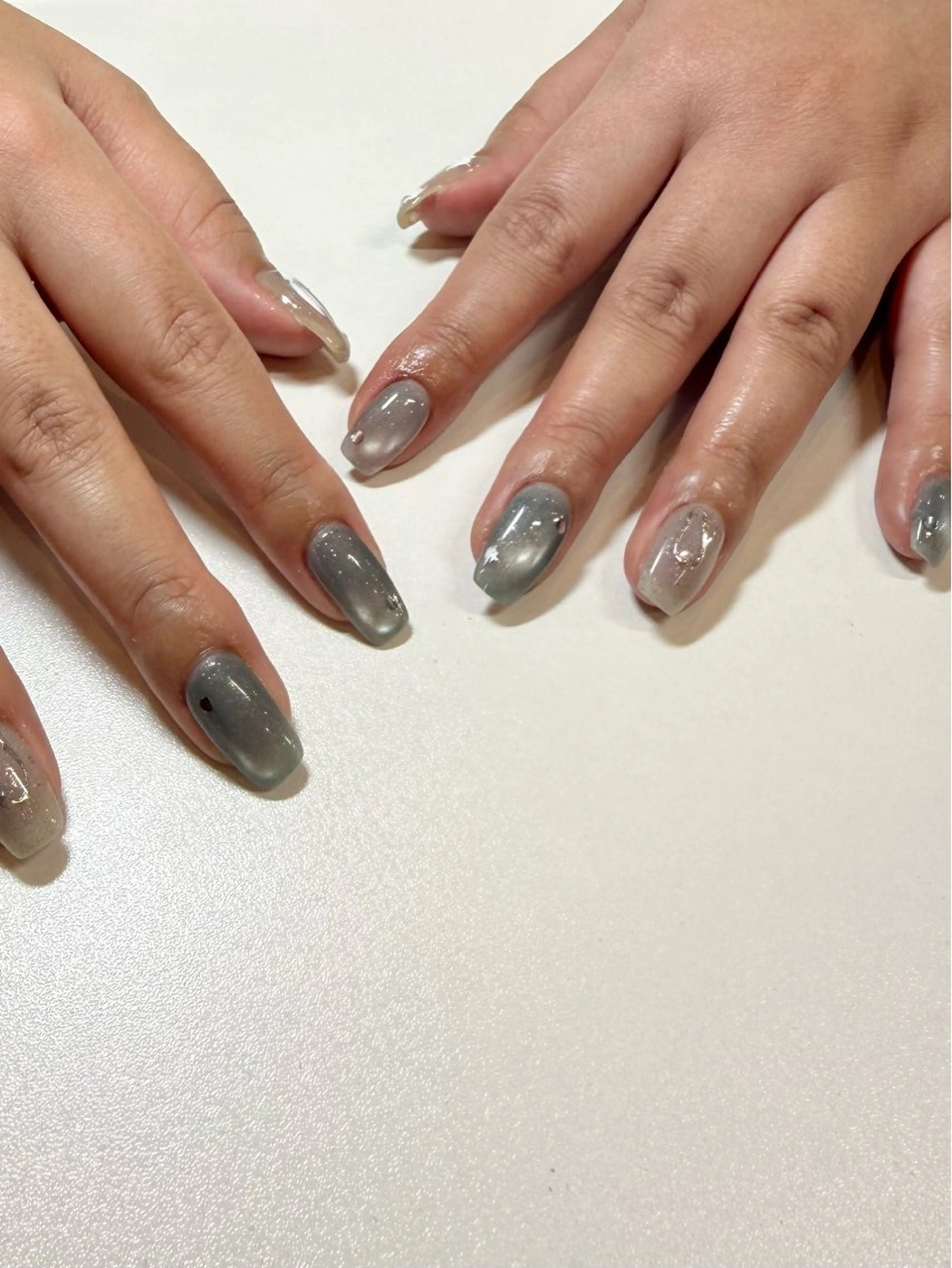 ネイル riria 𓂃 𓈒𓏸.*のネイルデザイン